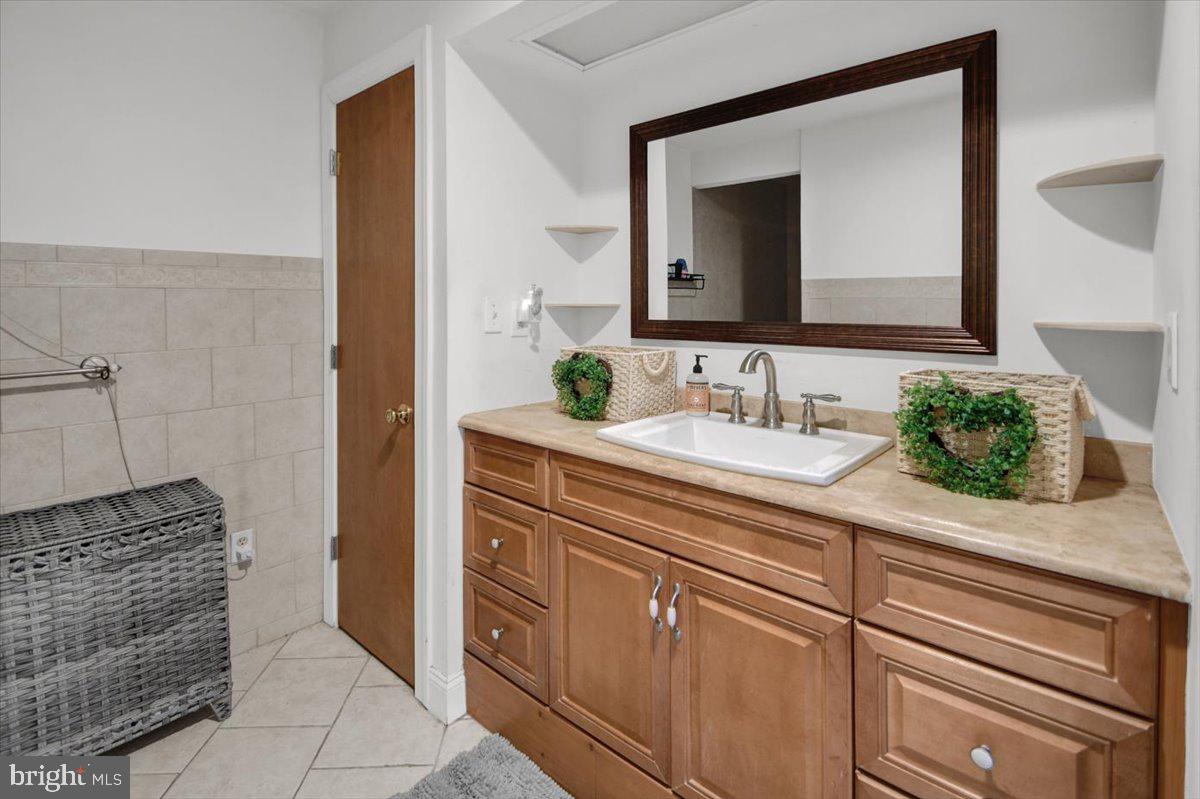 TRIMBLE RUN - Residential