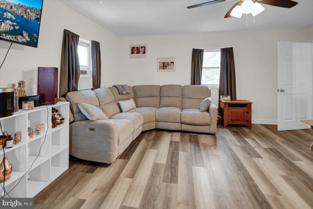 TRIMBLE RUN - Residential