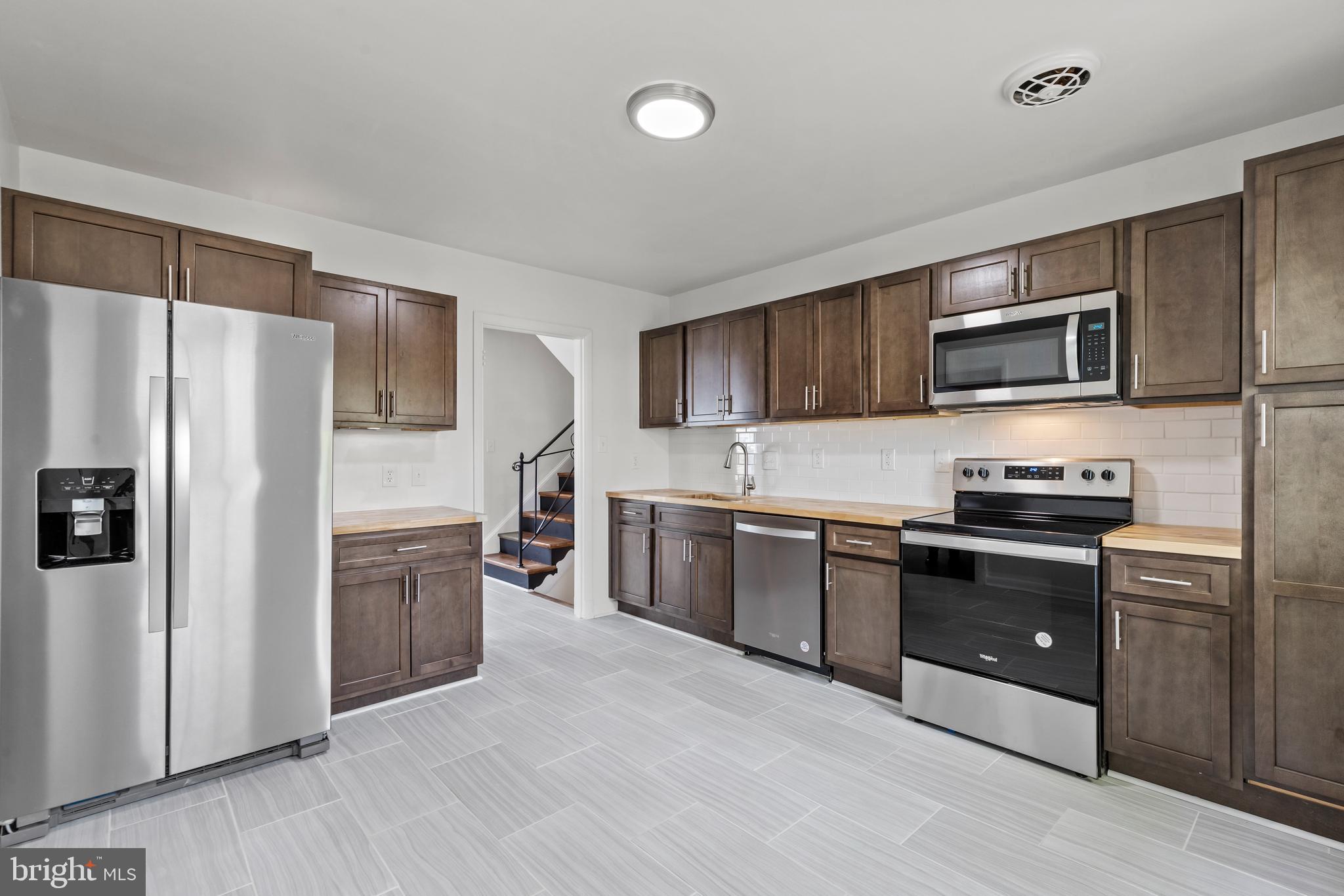 ASHBURTON - Residential Lease