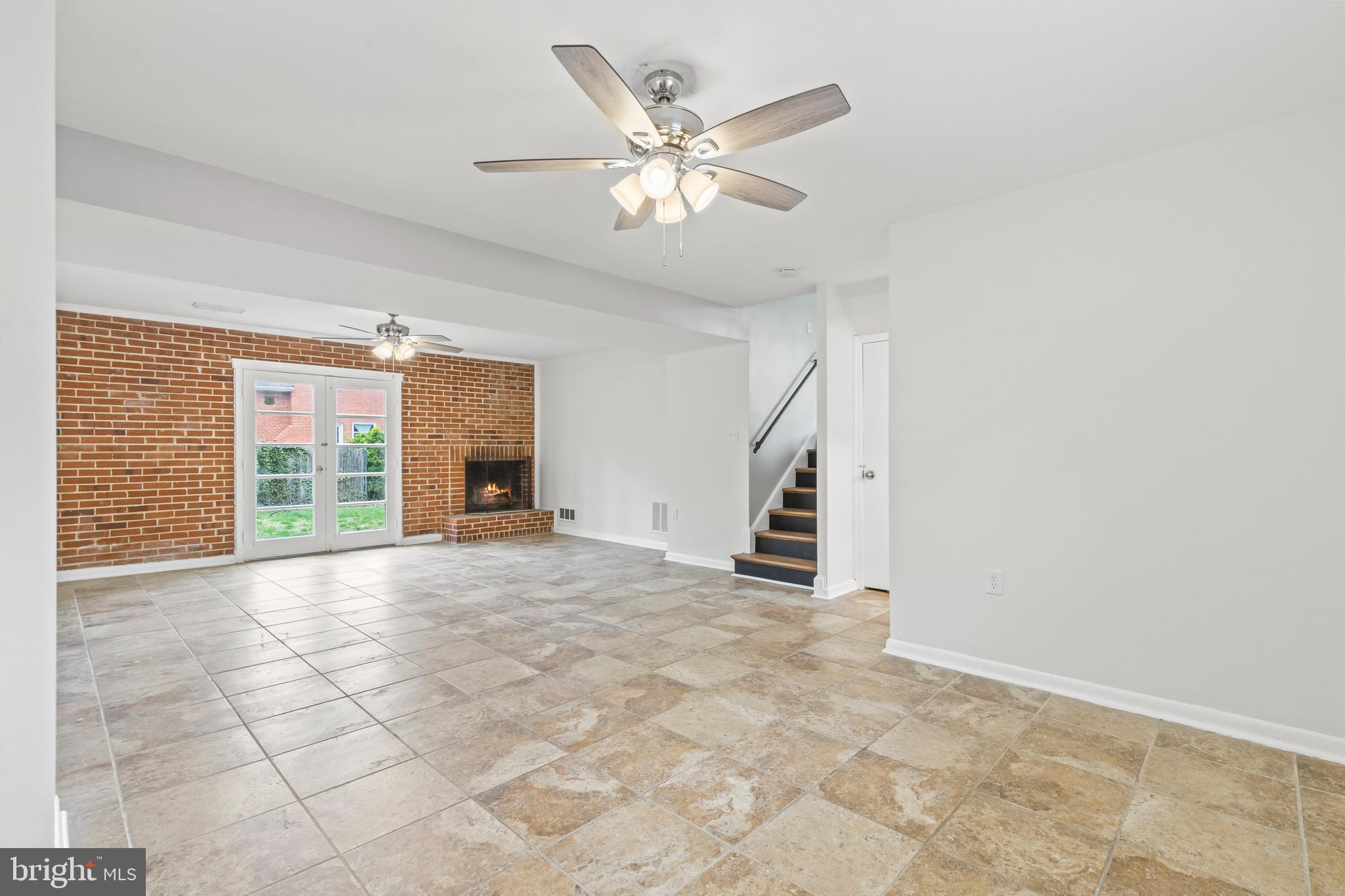 ASHBURTON - Residential Lease