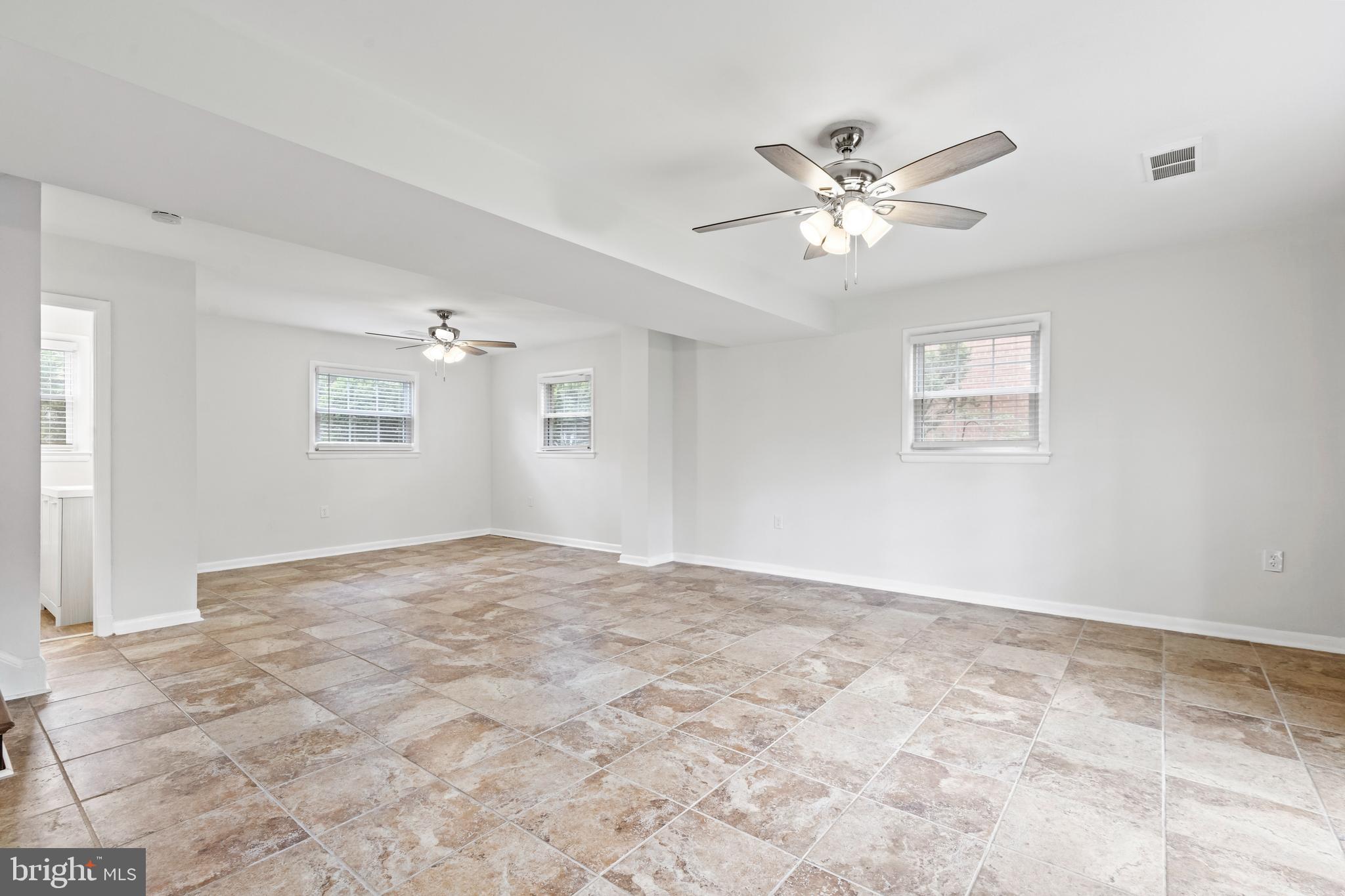 ASHBURTON - Residential Lease