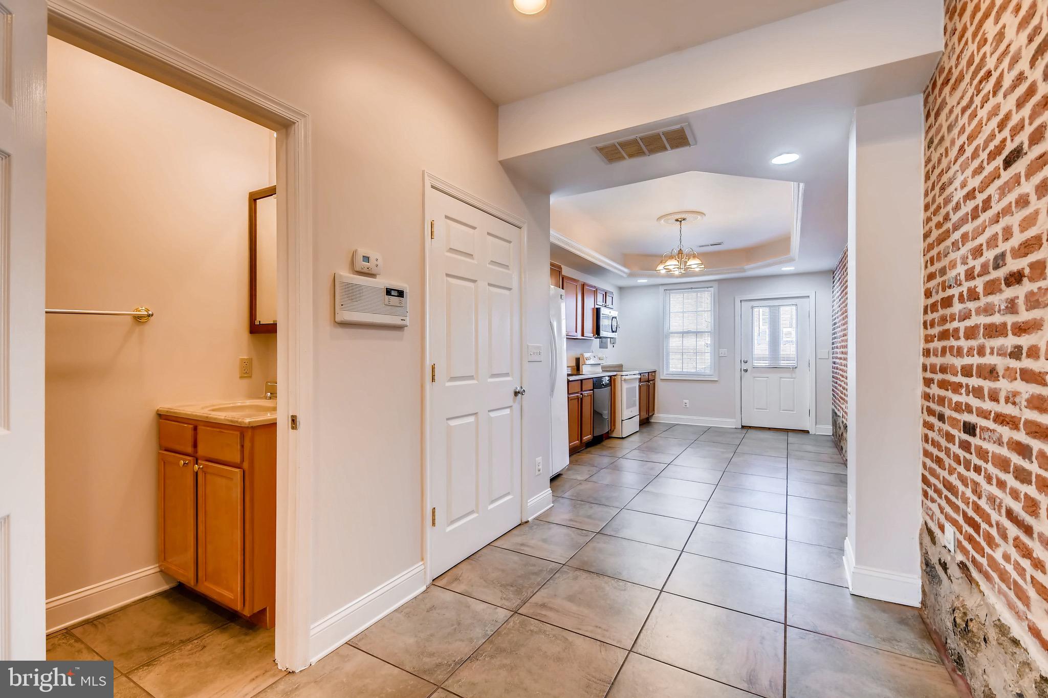 BREWERS HILL - Residential Lease