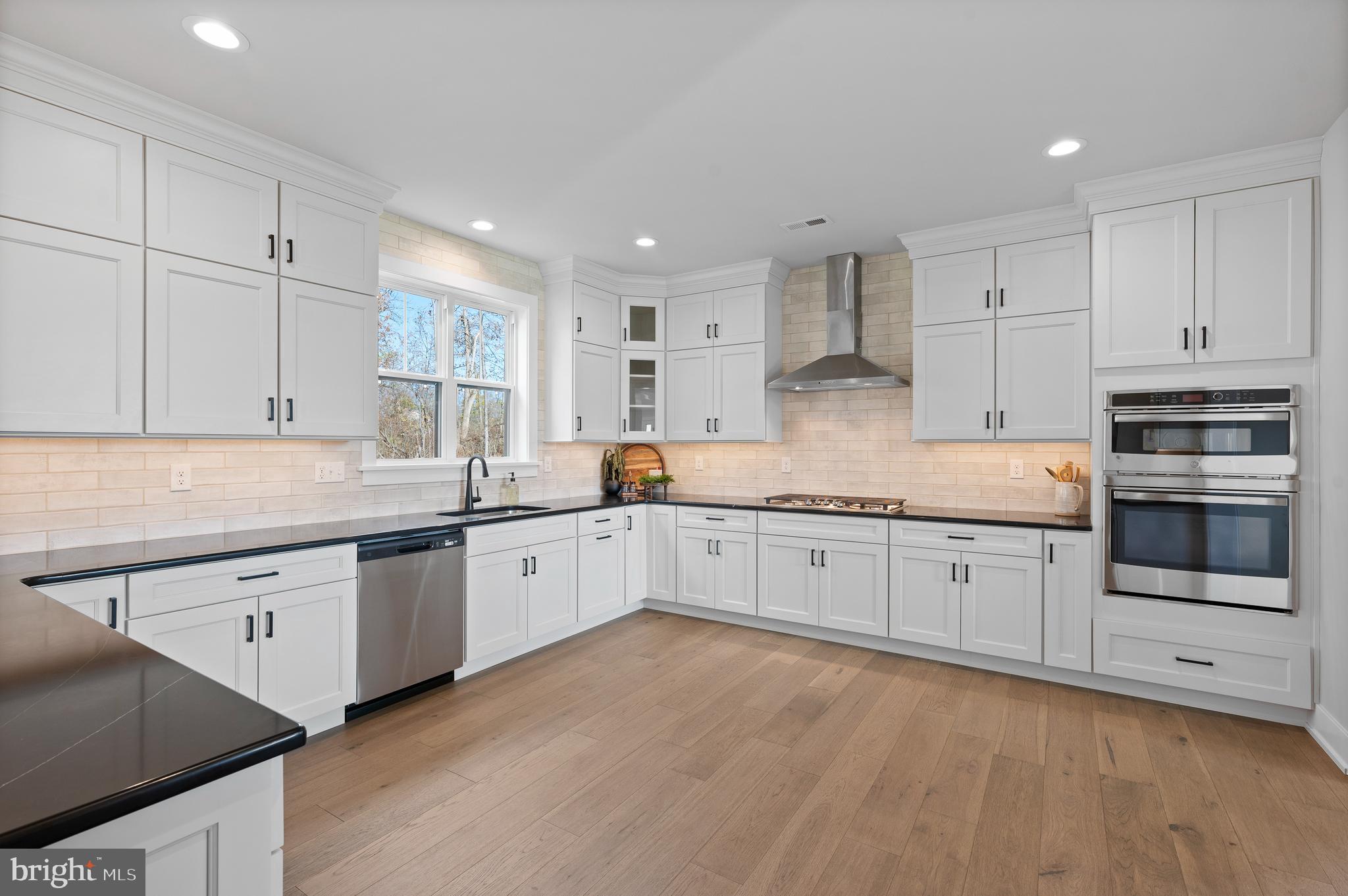 ARDEN RESERVE - Residential