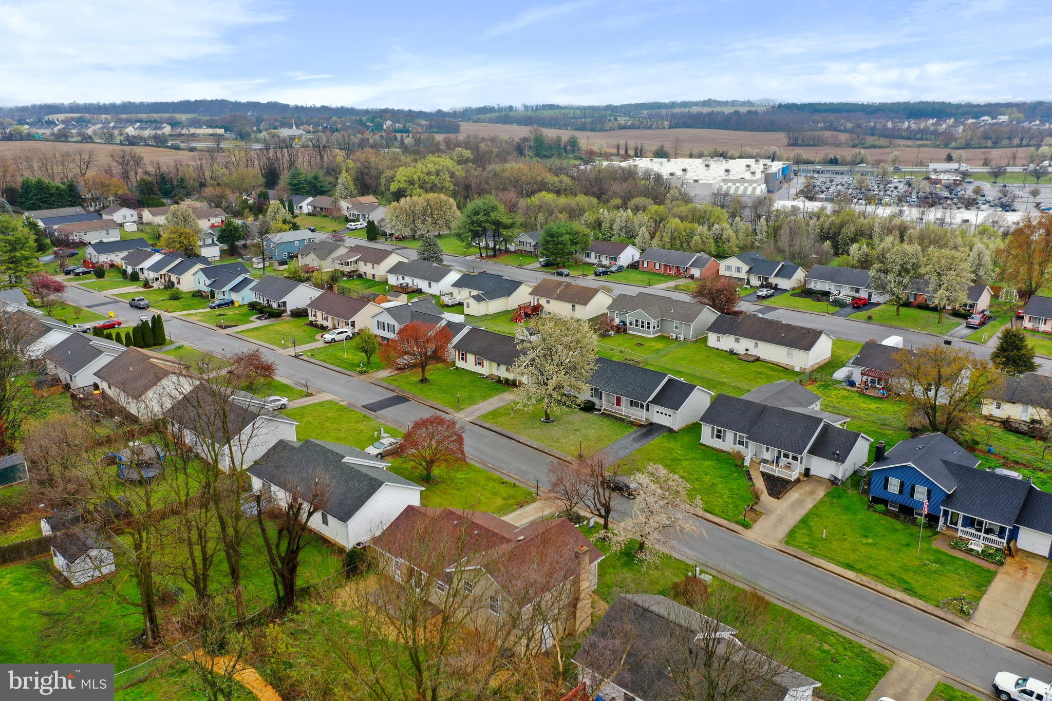 PATRICK HENRY ESTATES - Residential