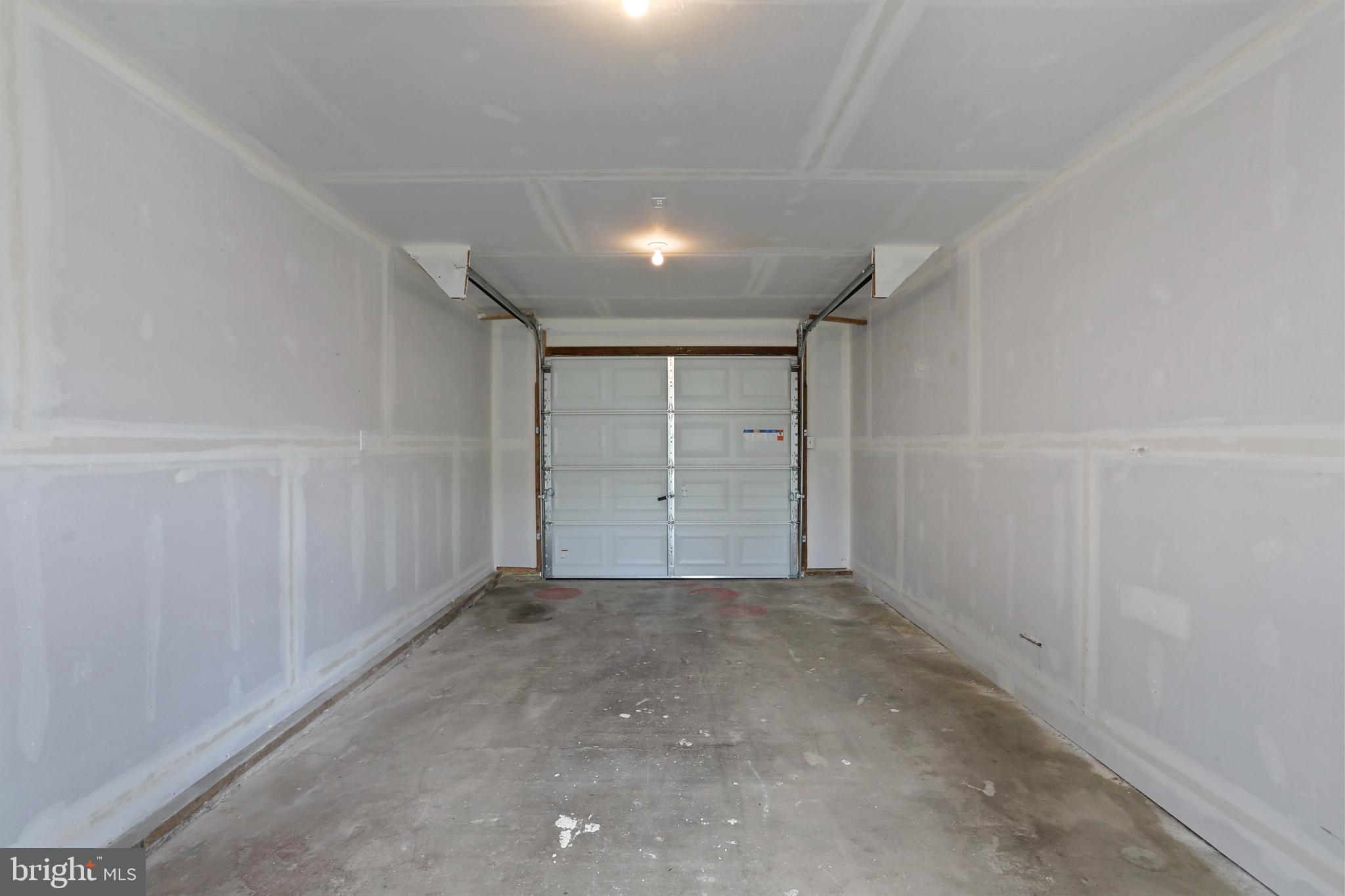 PATRICK HENRY ESTATES - Residential