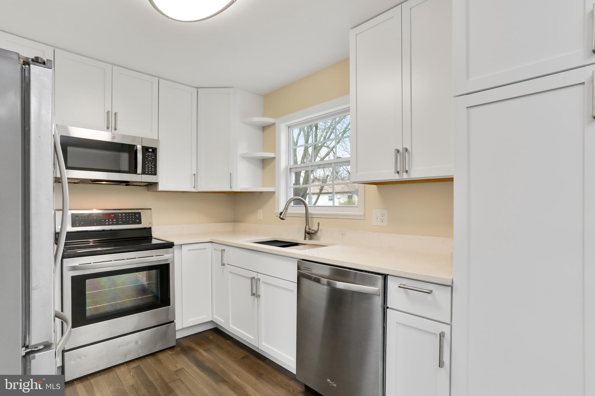 PATRICK HENRY ESTATES - Residential