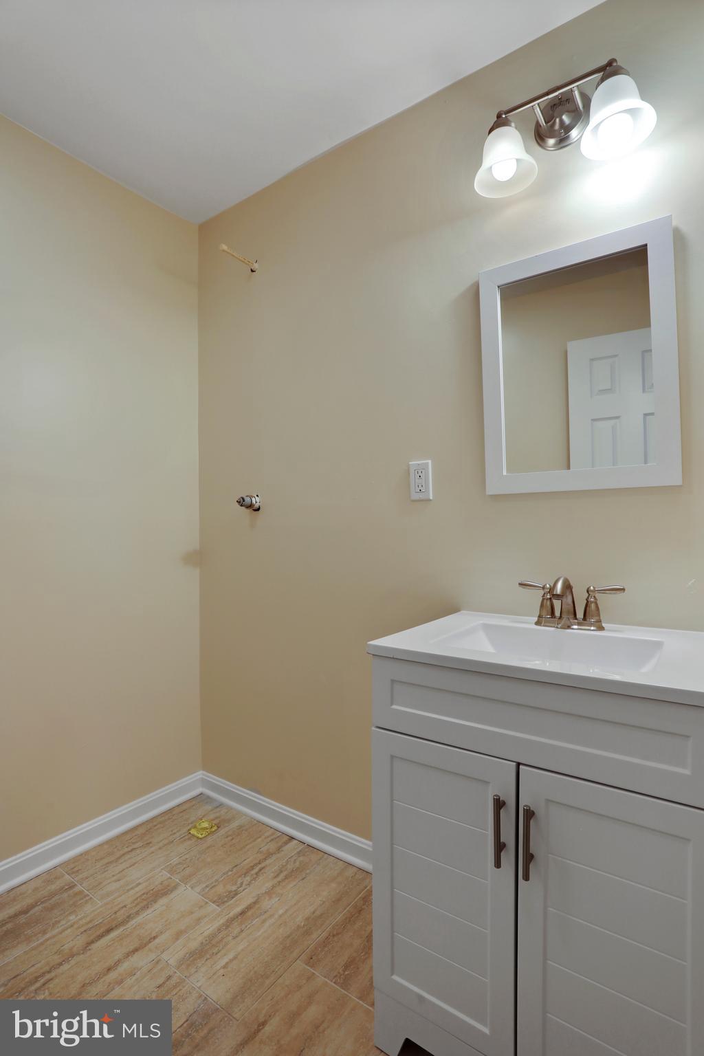 PATRICK HENRY ESTATES - Residential