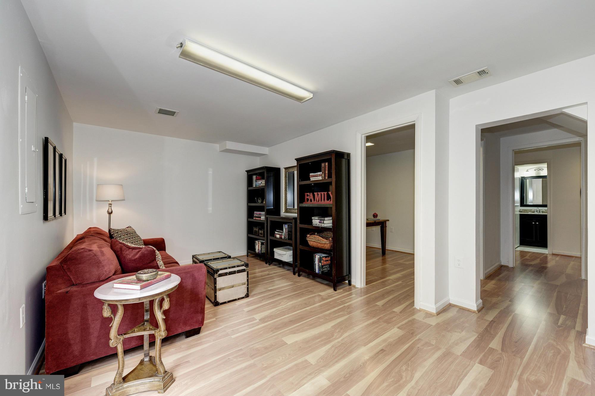 HERITAGE CROSSING - Residential