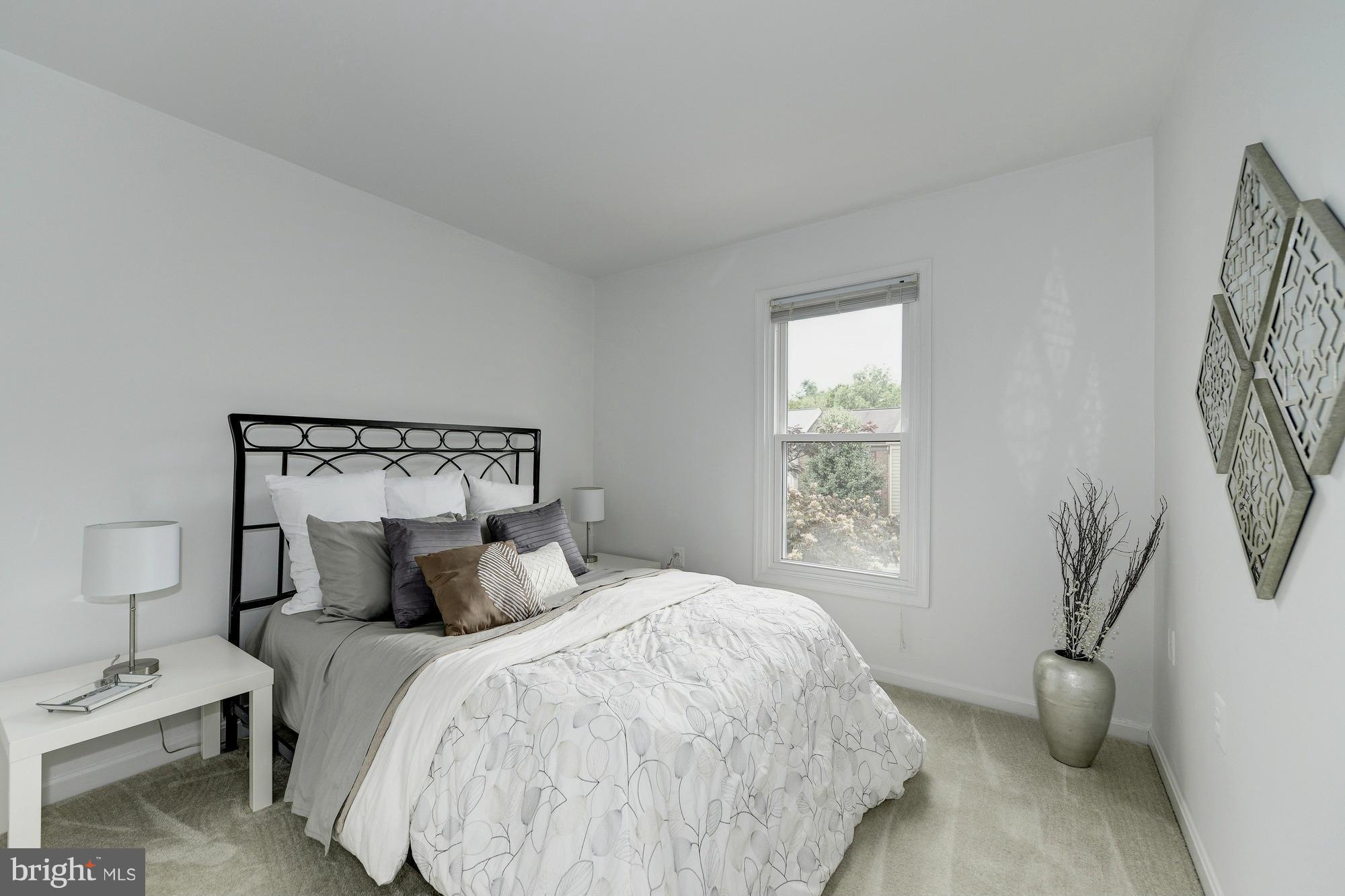 HERITAGE CROSSING - Residential