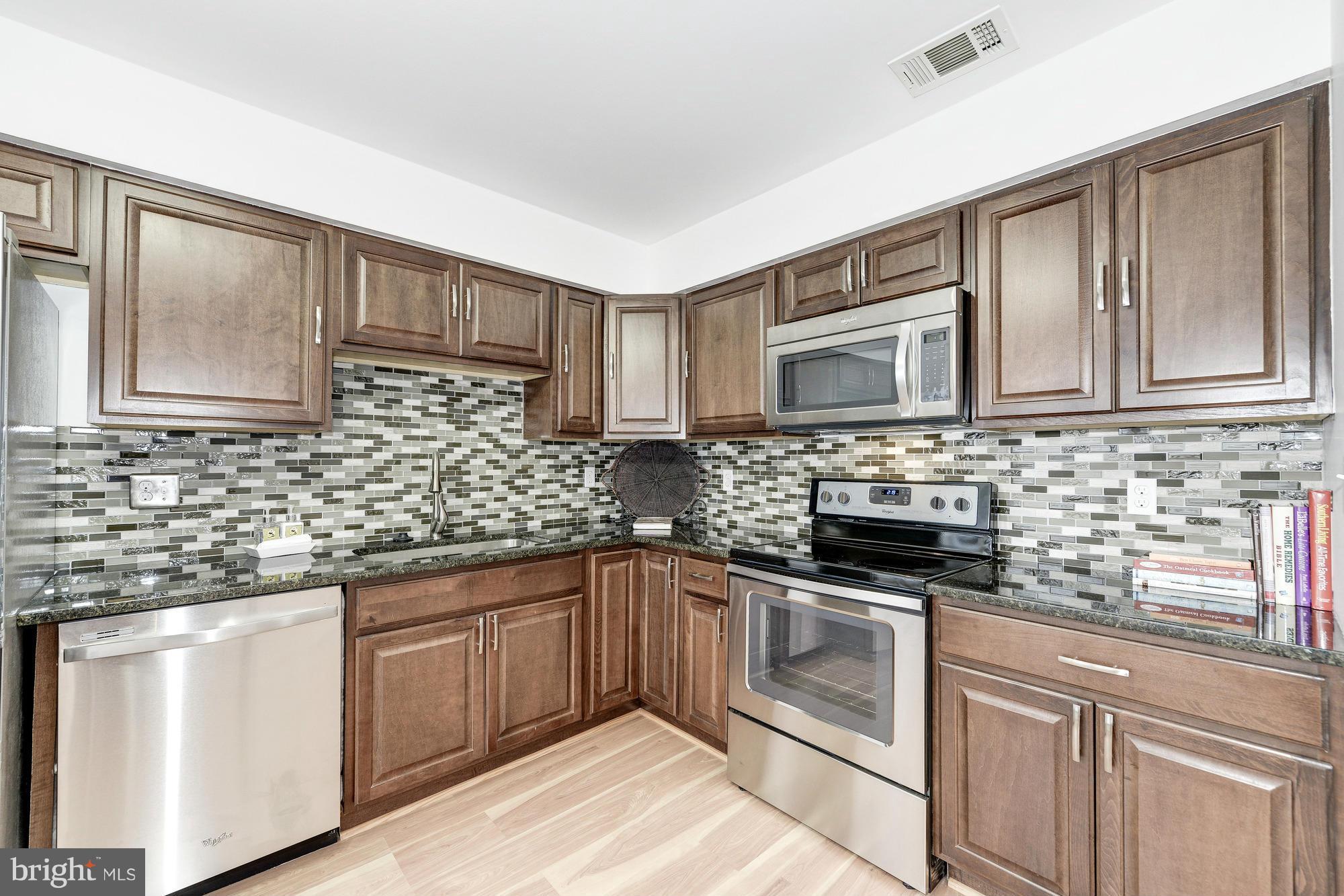 HERITAGE CROSSING - Residential