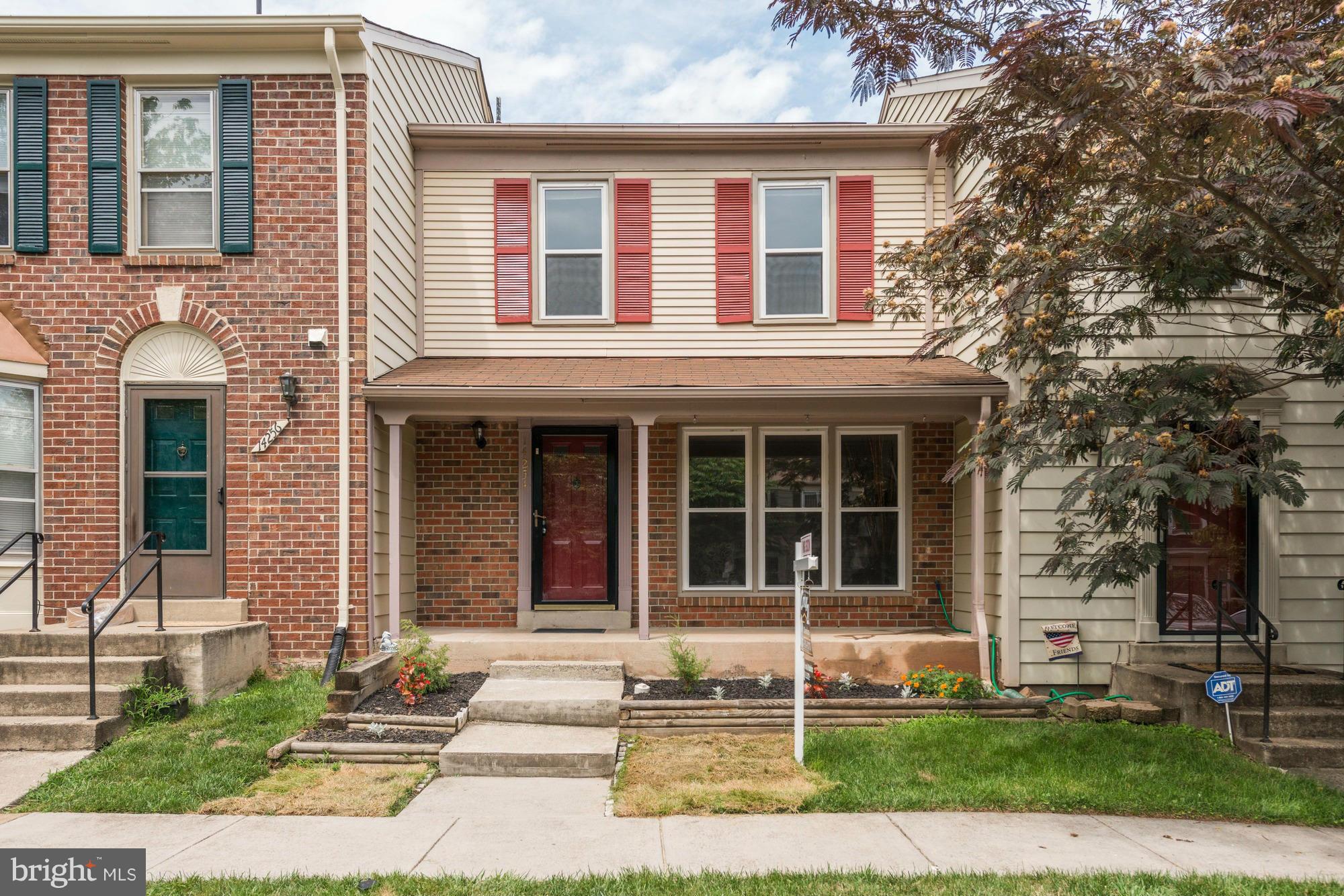 HERITAGE CROSSING - Residential