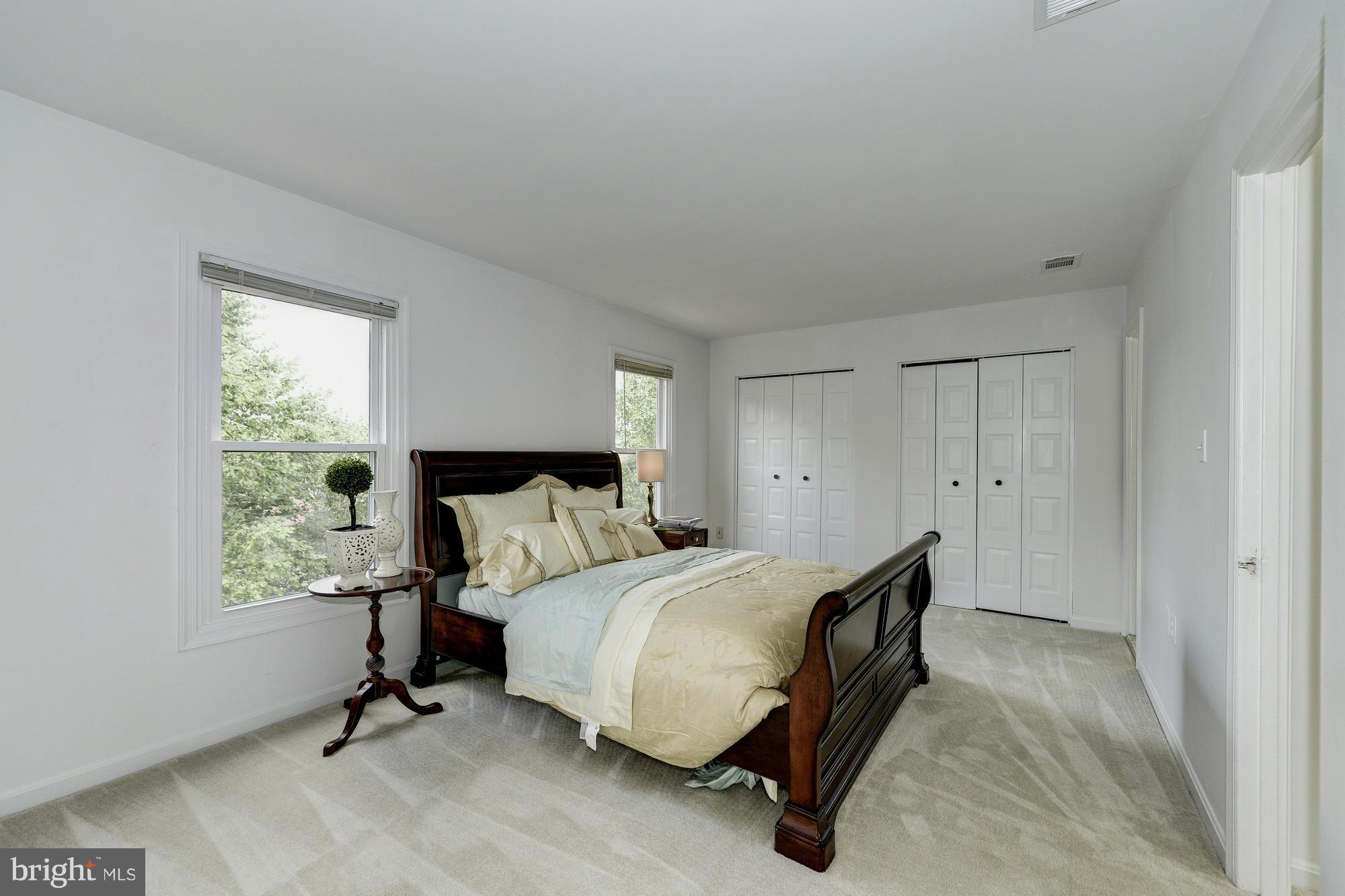 HERITAGE CROSSING - Residential