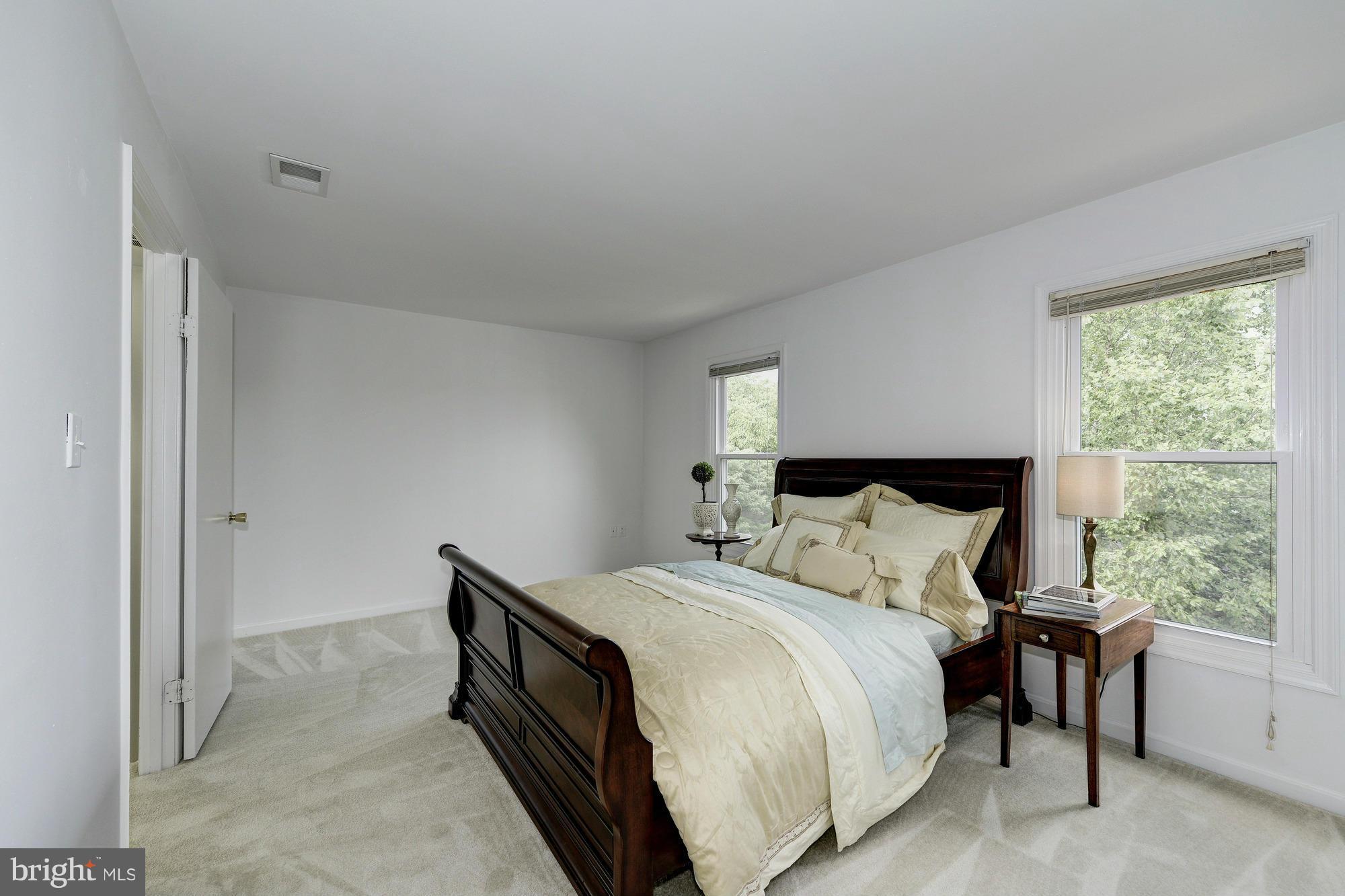 HERITAGE CROSSING - Residential