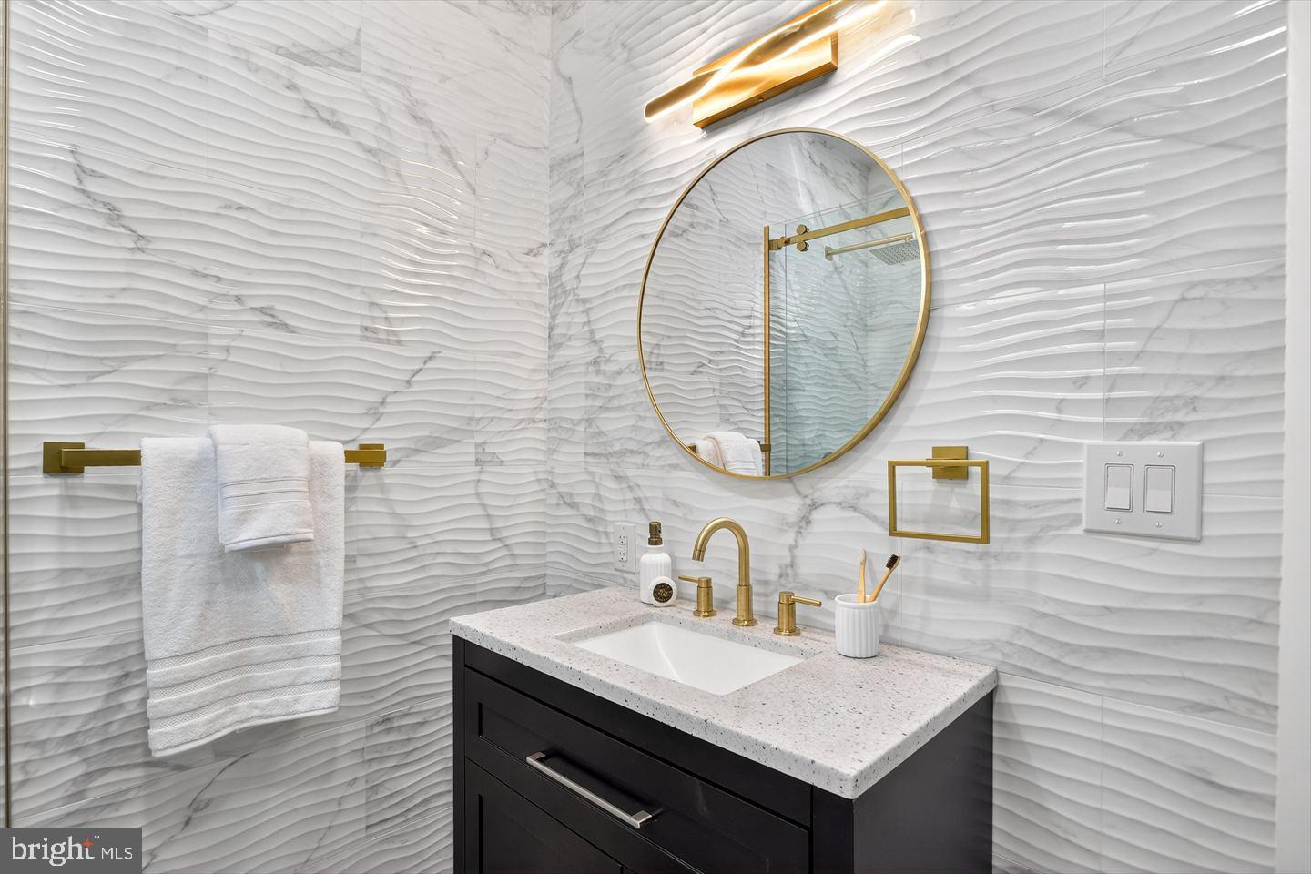 GRAYS FERRY - Residential