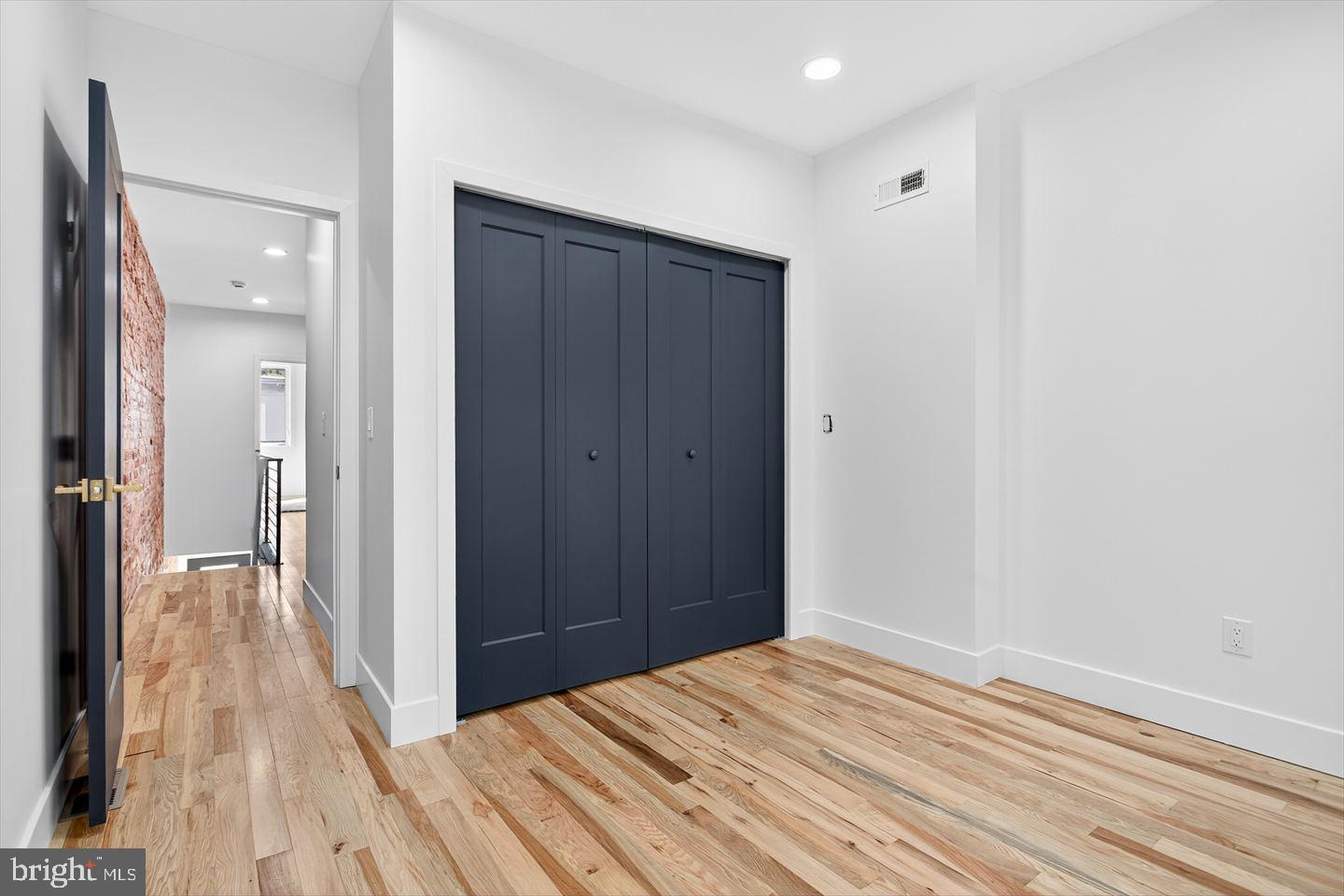 GRAYS FERRY - Residential