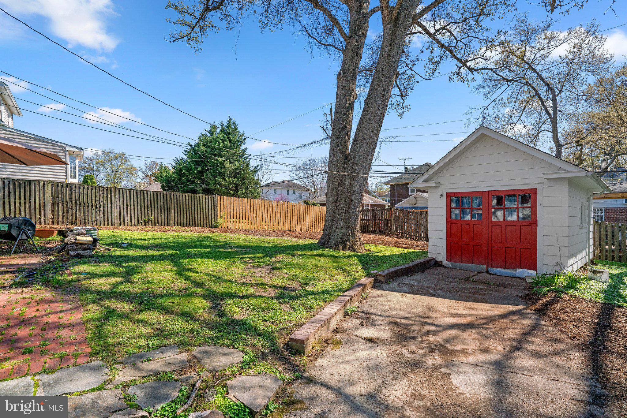 HUNTING RIDGE HISTORIC DISTRICT - Residential