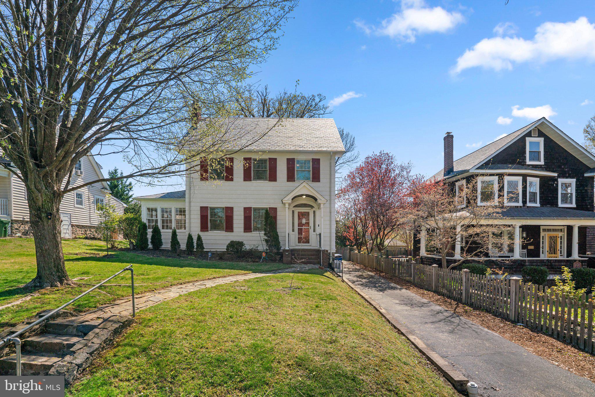 HUNTING RIDGE HISTORIC DISTRICT - Residential