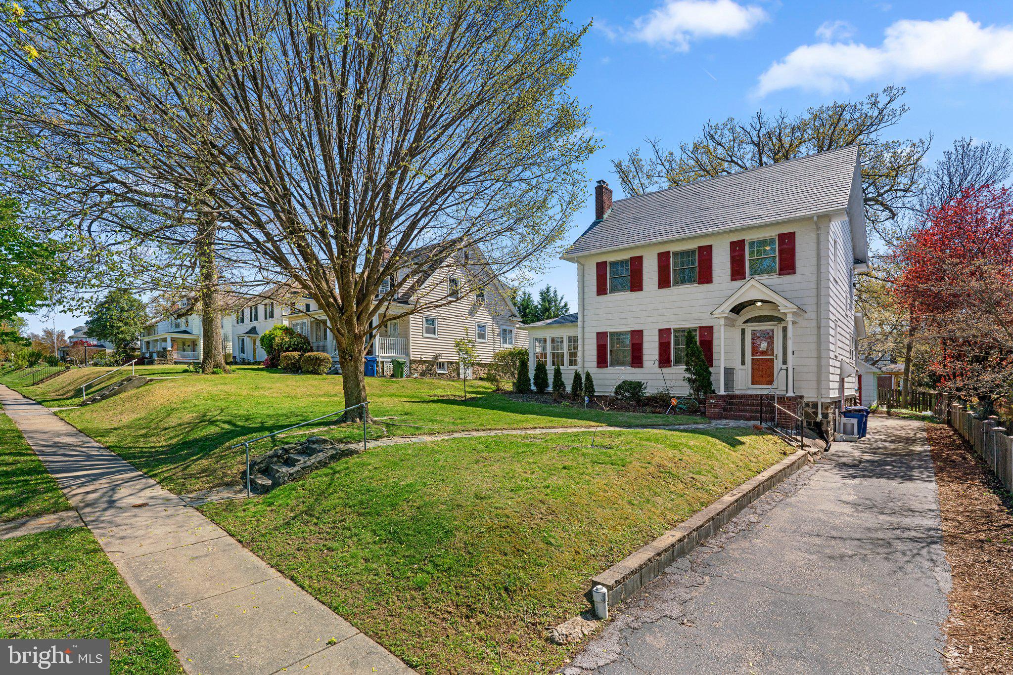 HUNTING RIDGE HISTORIC DISTRICT - Residential