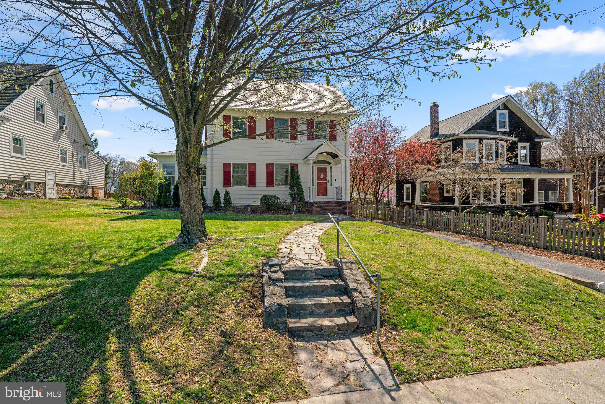 HUNTING RIDGE HISTORIC DISTRICT - Residential