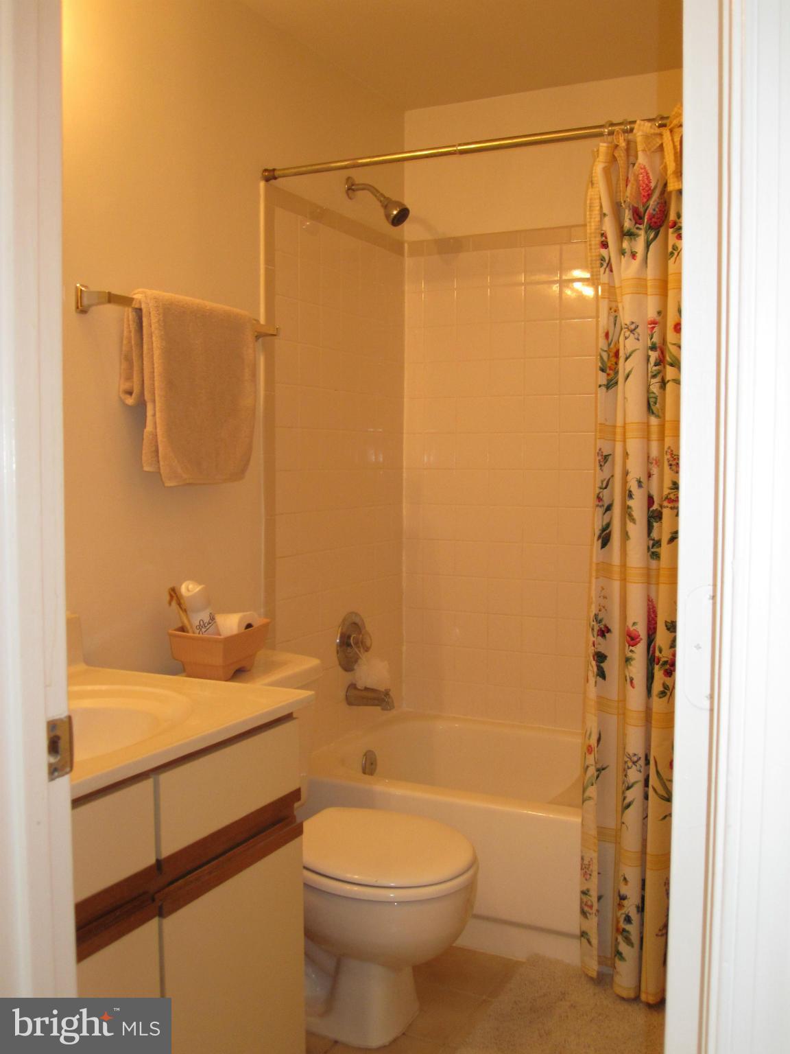 MONTCLAIR - Residential Lease