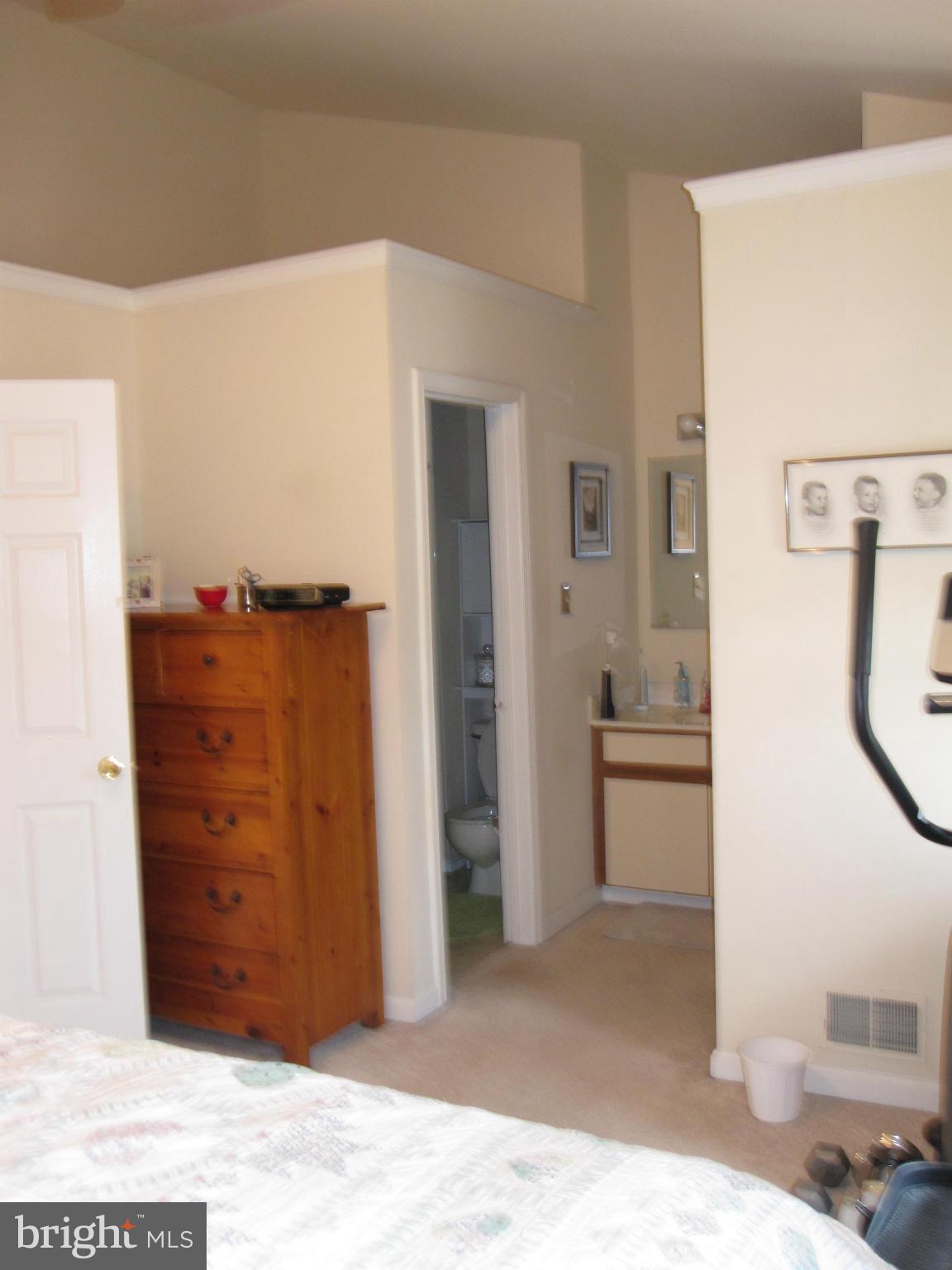 MONTCLAIR - Residential Lease