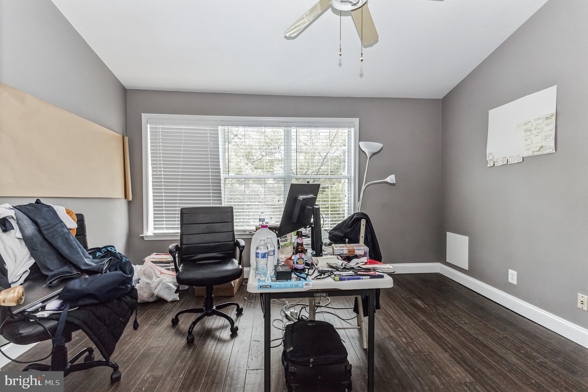 PARKWAY PLAZA - Residential