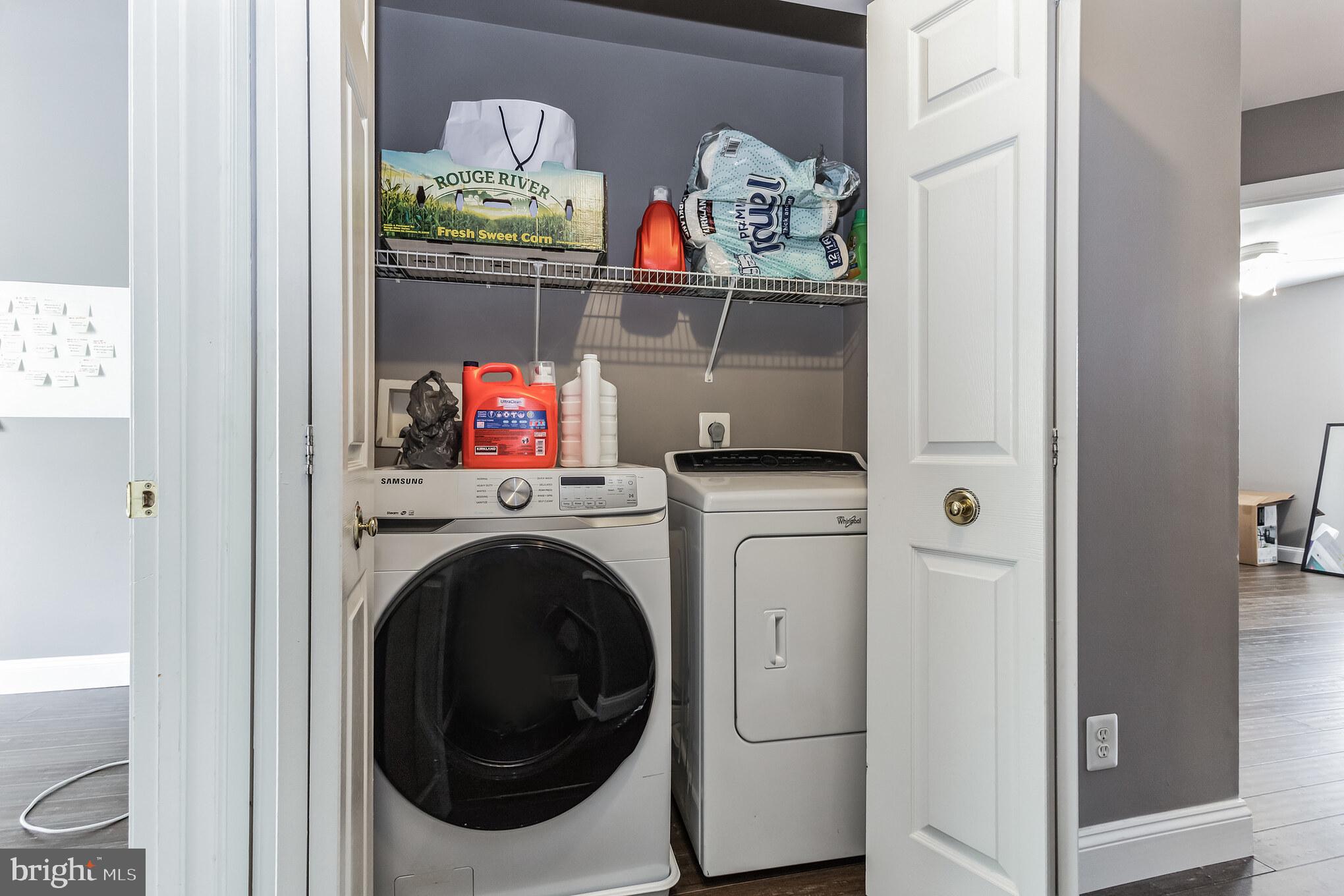 PARKWAY PLAZA - Residential