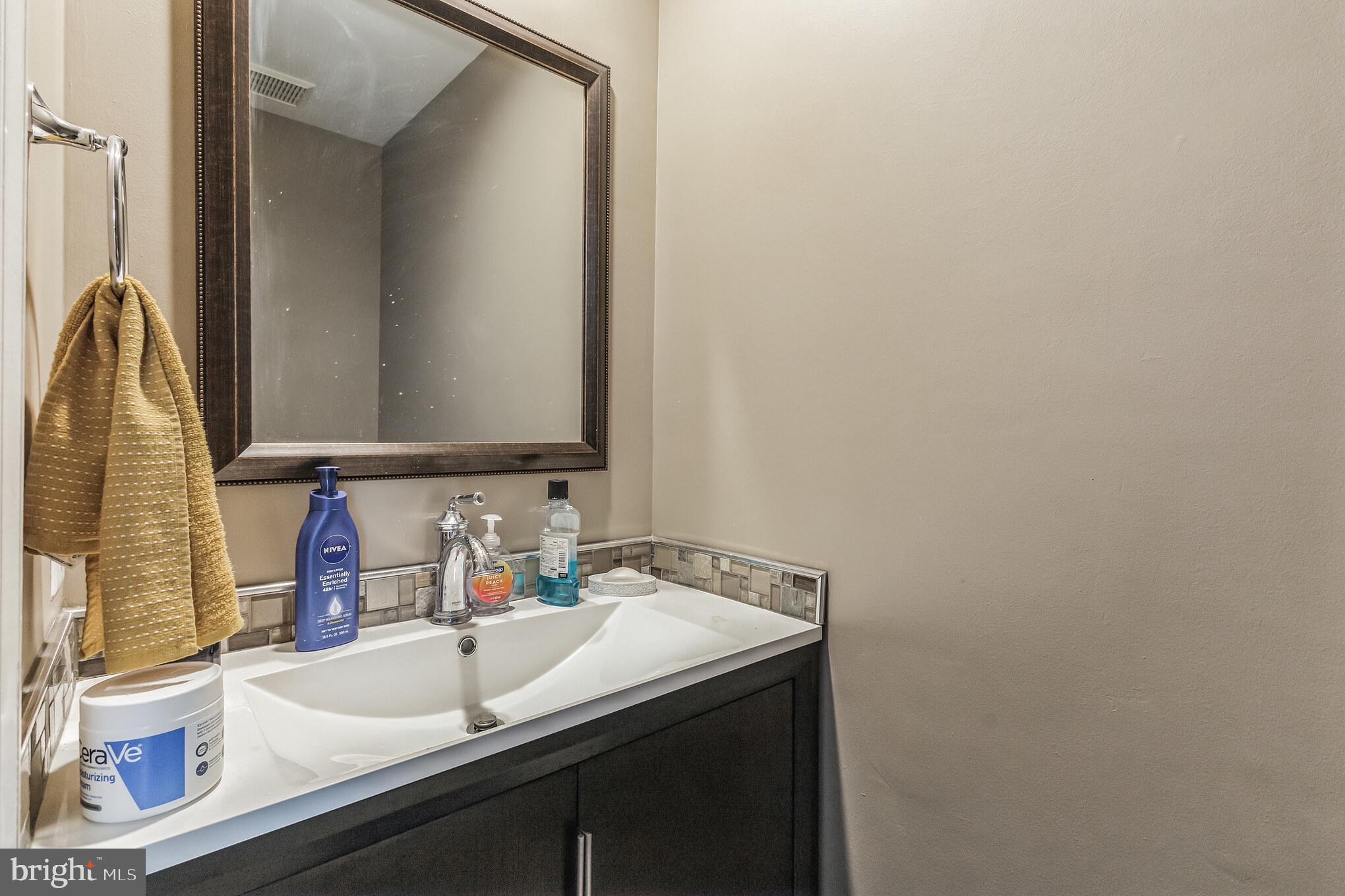 PARKWAY PLAZA - Residential