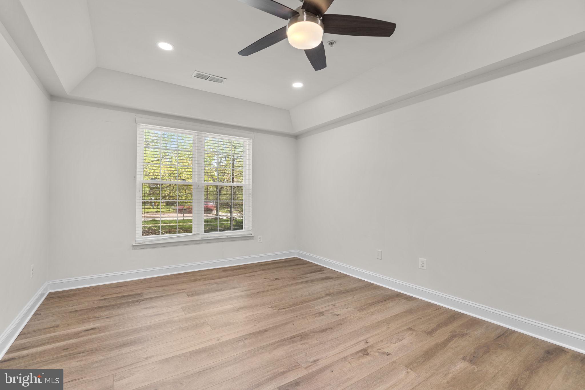 FIELDSTONE AT RIVER HILL - Residential