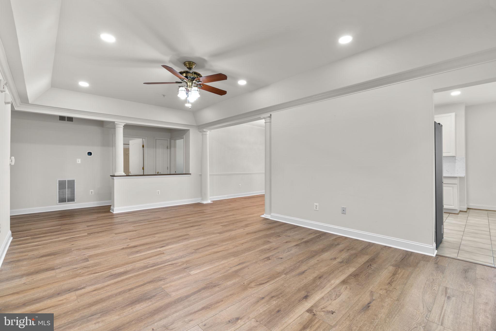 FIELDSTONE AT RIVER HILL - Residential