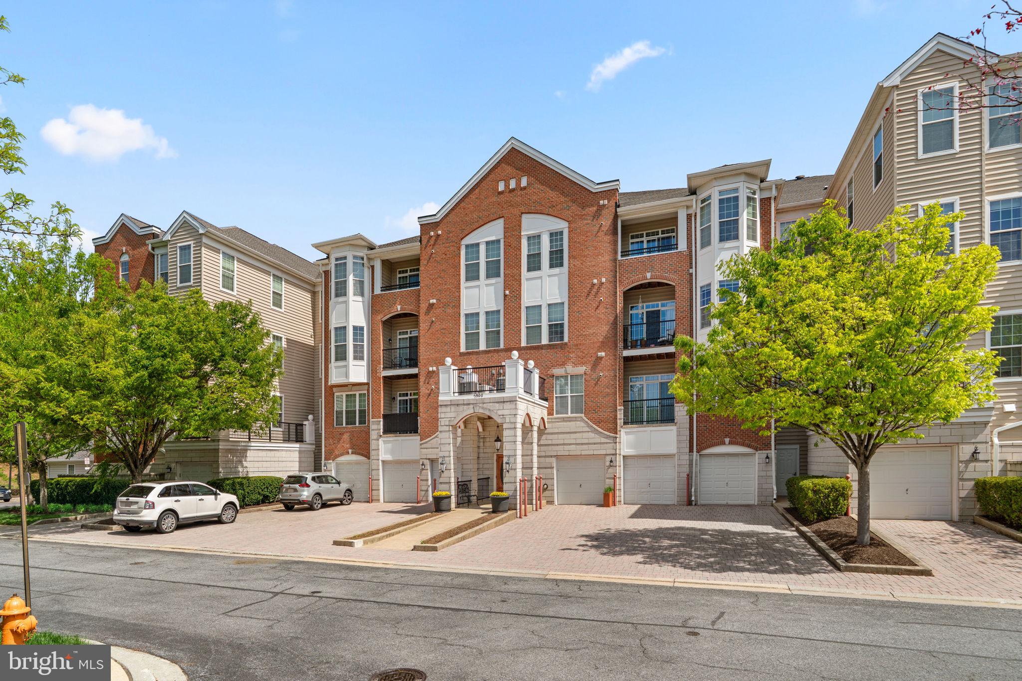 FIELDSTONE AT RIVER HILL - Residential