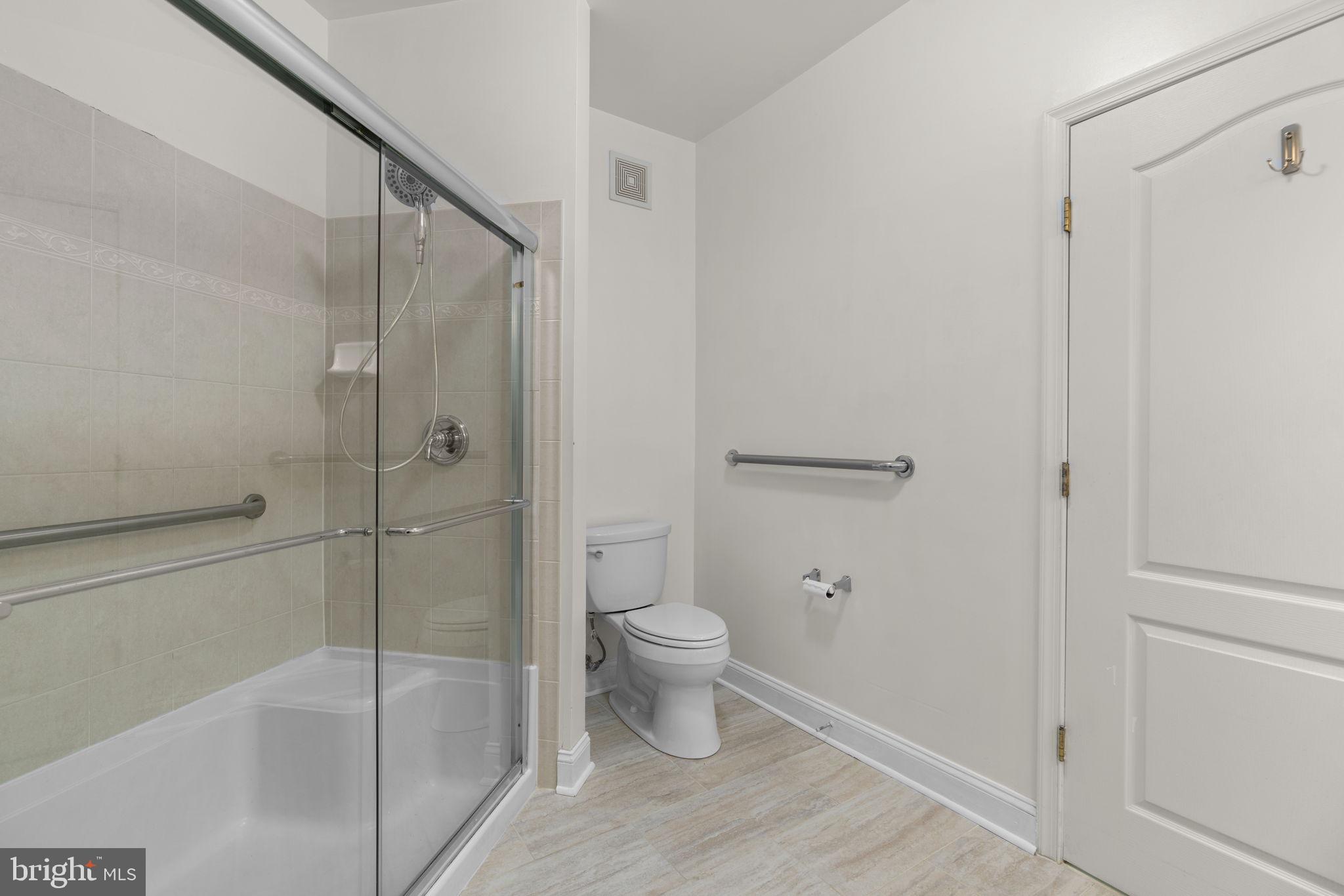 FIELDSTONE AT RIVER HILL - Residential