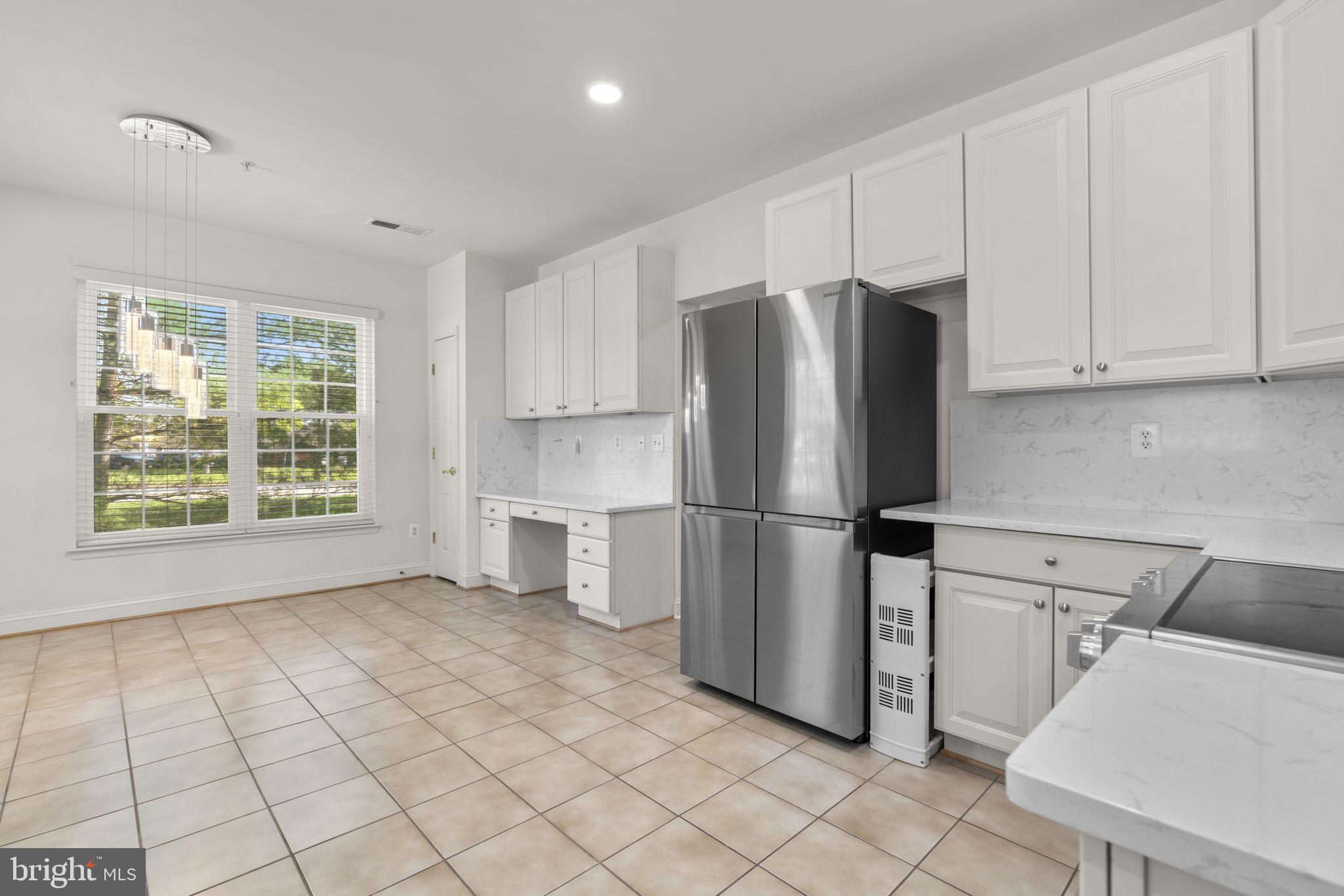 FIELDSTONE AT RIVER HILL - Residential