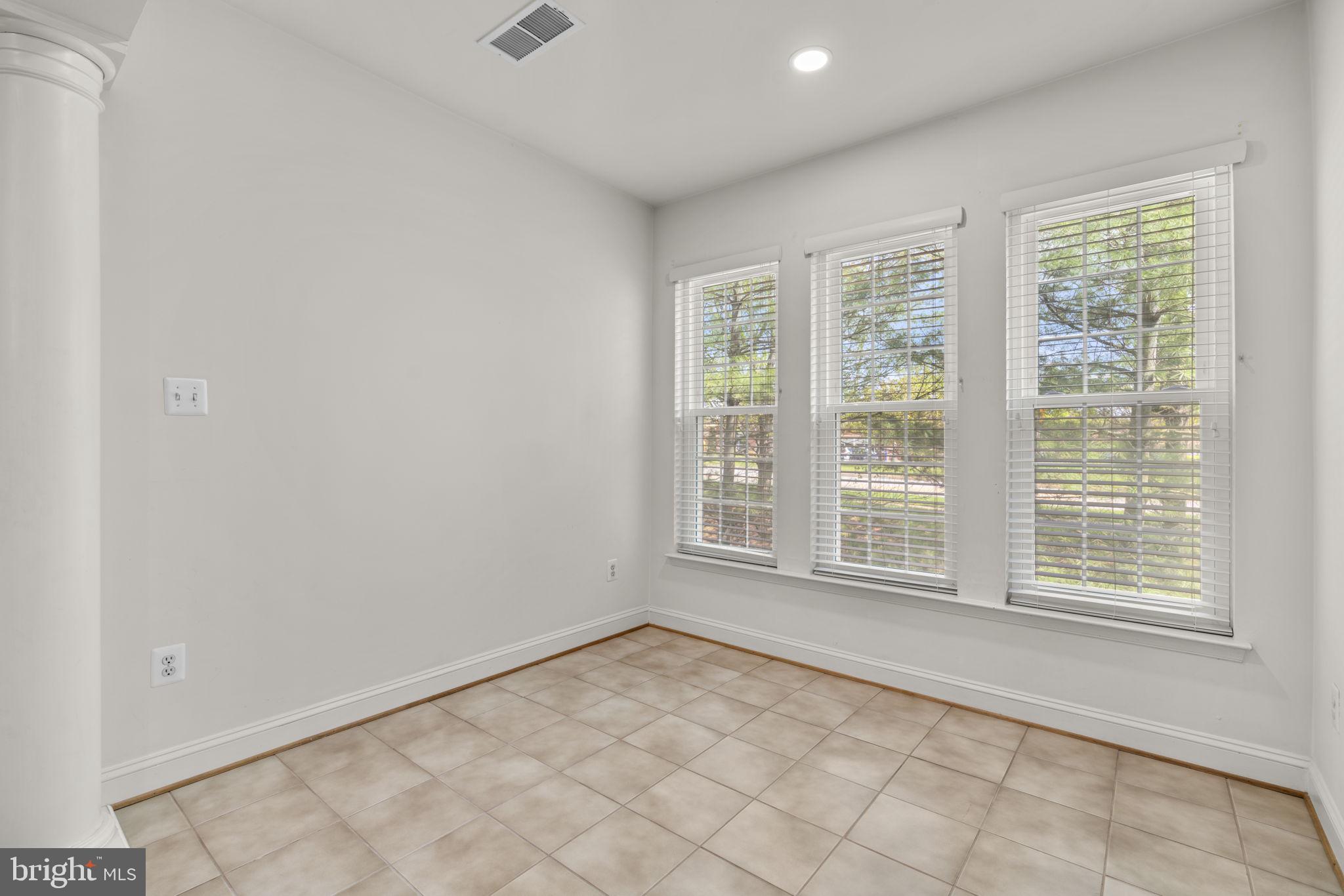 FIELDSTONE AT RIVER HILL - Residential