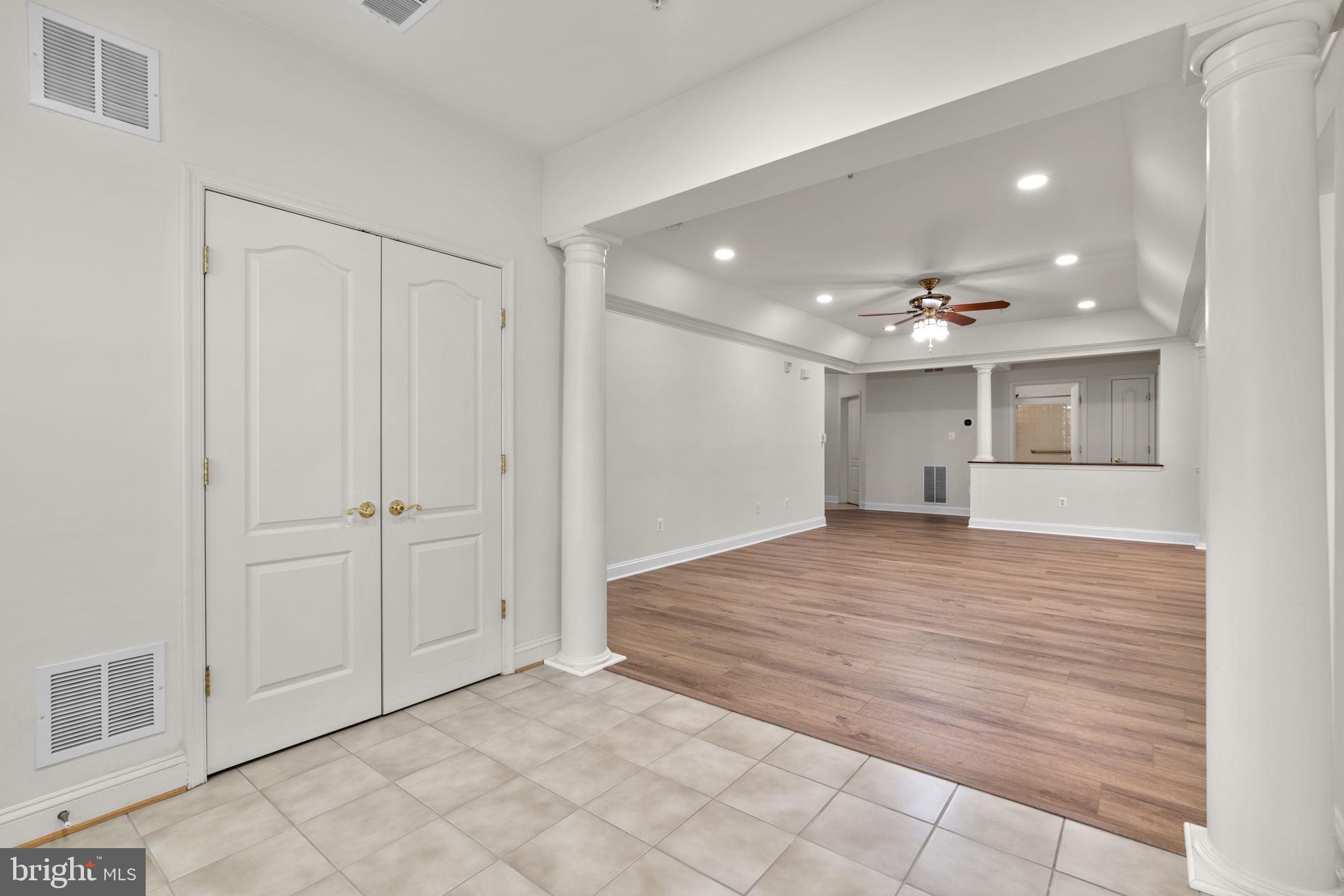 FIELDSTONE AT RIVER HILL - Residential