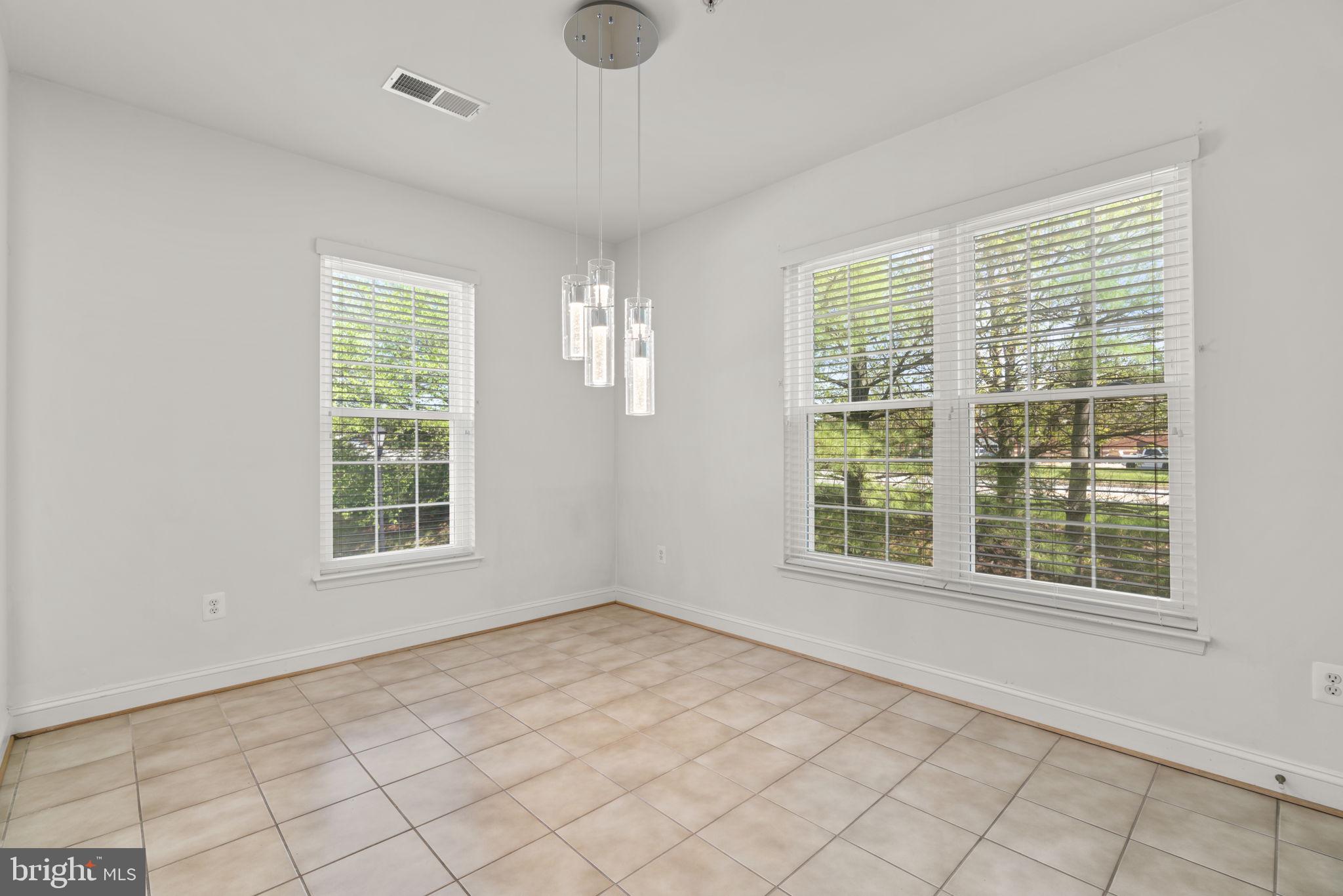 FIELDSTONE AT RIVER HILL - Residential