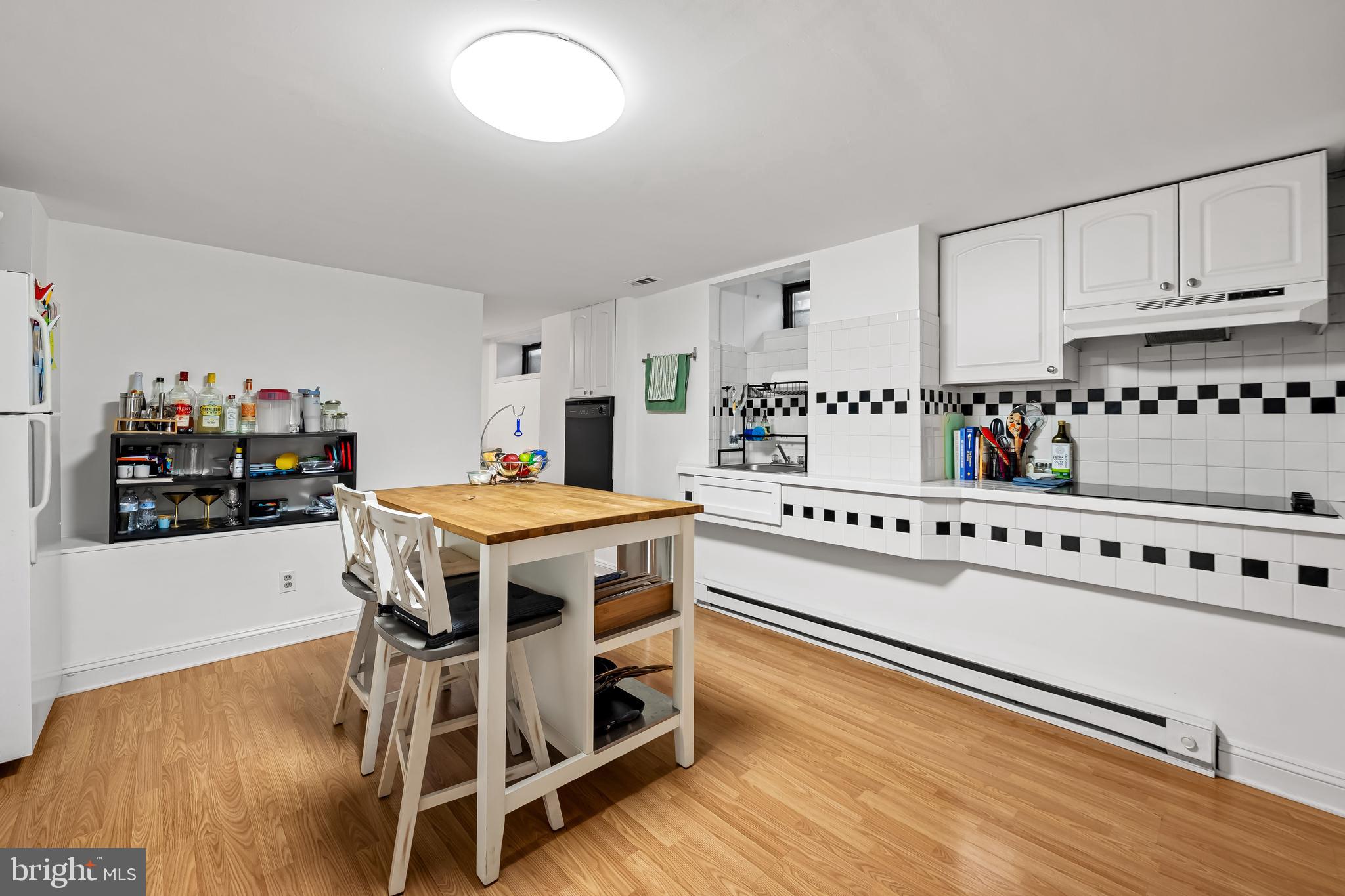 FEDERAL HILL HISTORIC DISTRICT - Residential Income