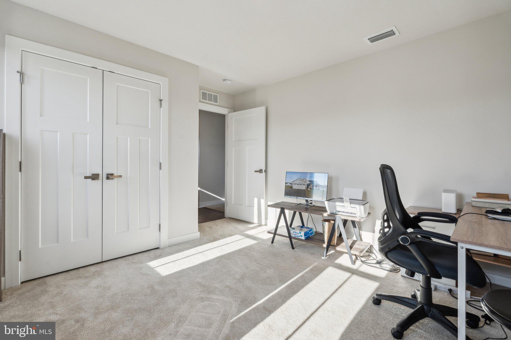 CARDINAL POINTE - Residential