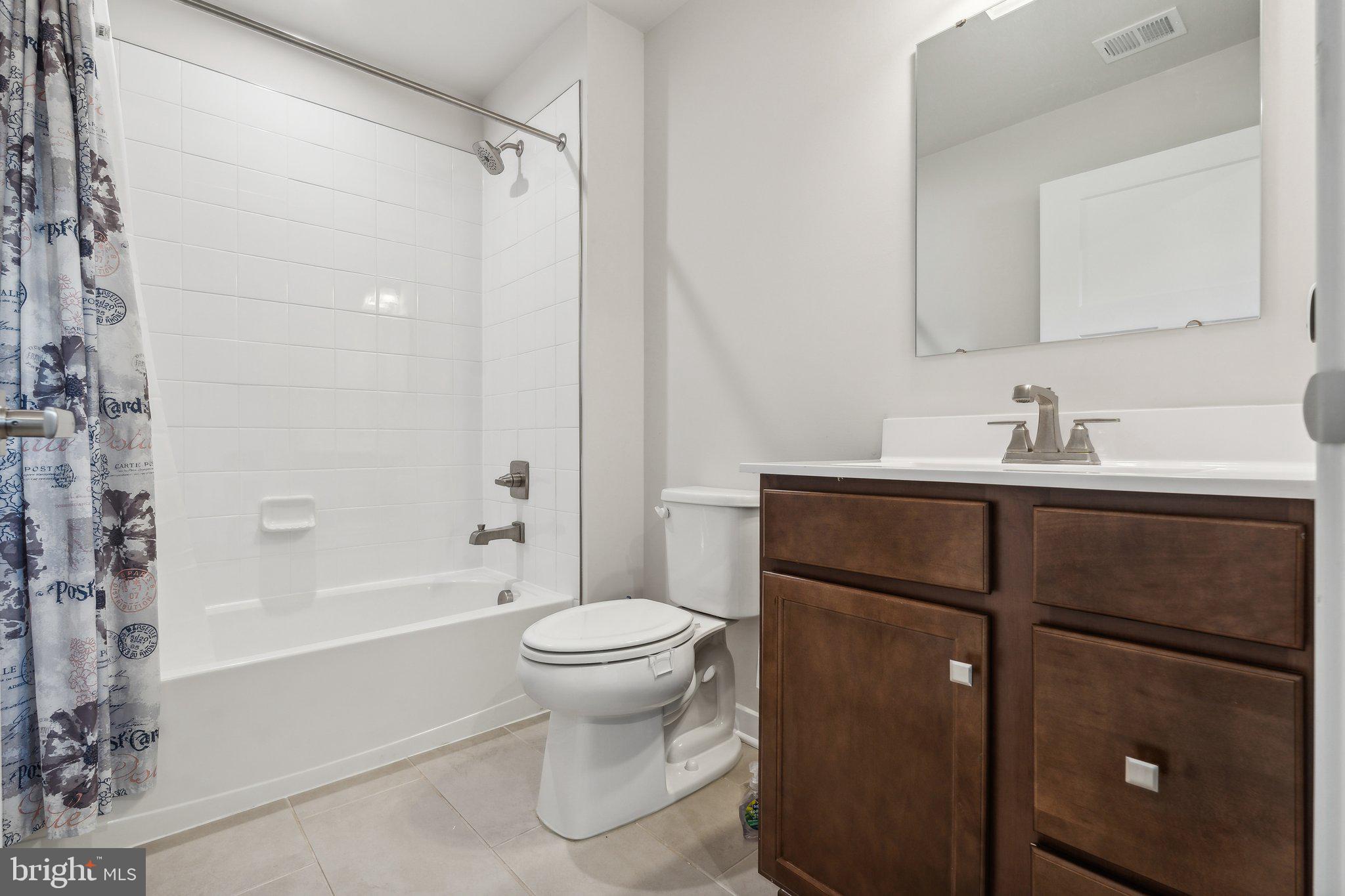 CARDINAL POINTE - Residential