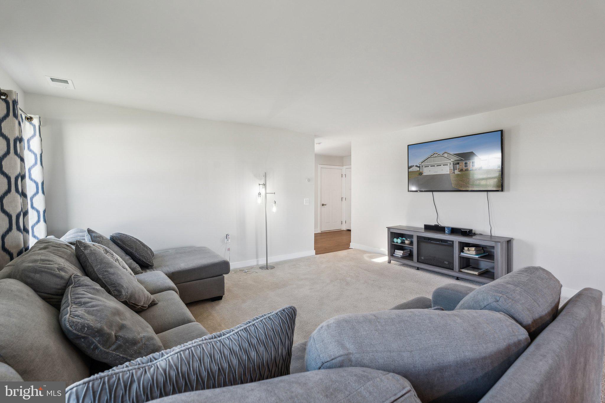 CARDINAL POINTE - Residential