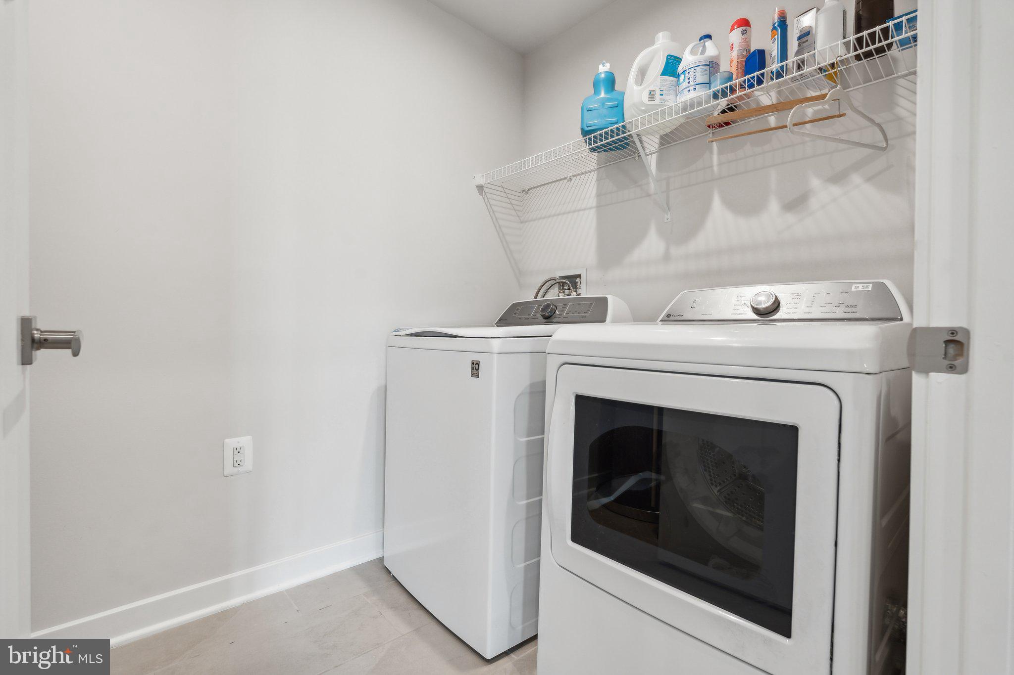 CARDINAL POINTE - Residential