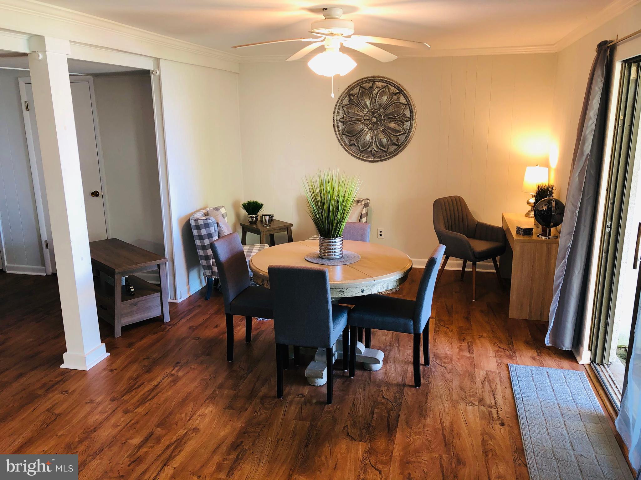 LAKE LAND OR - Residential Lease