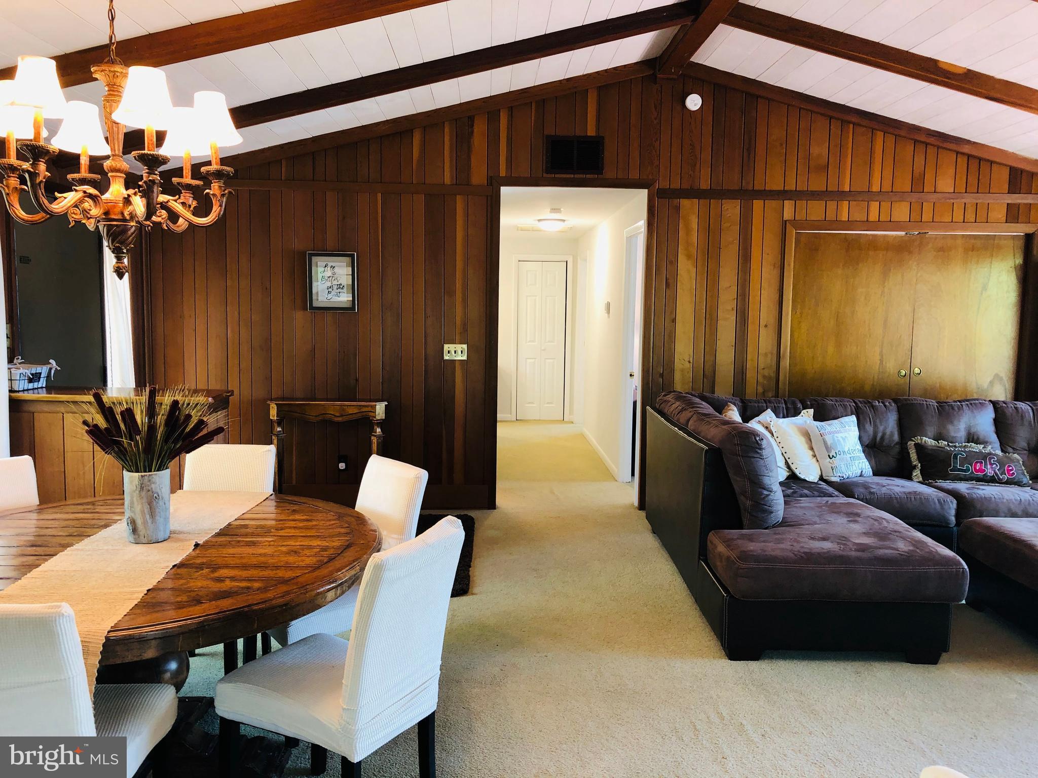 LAKE LAND OR - Residential Lease