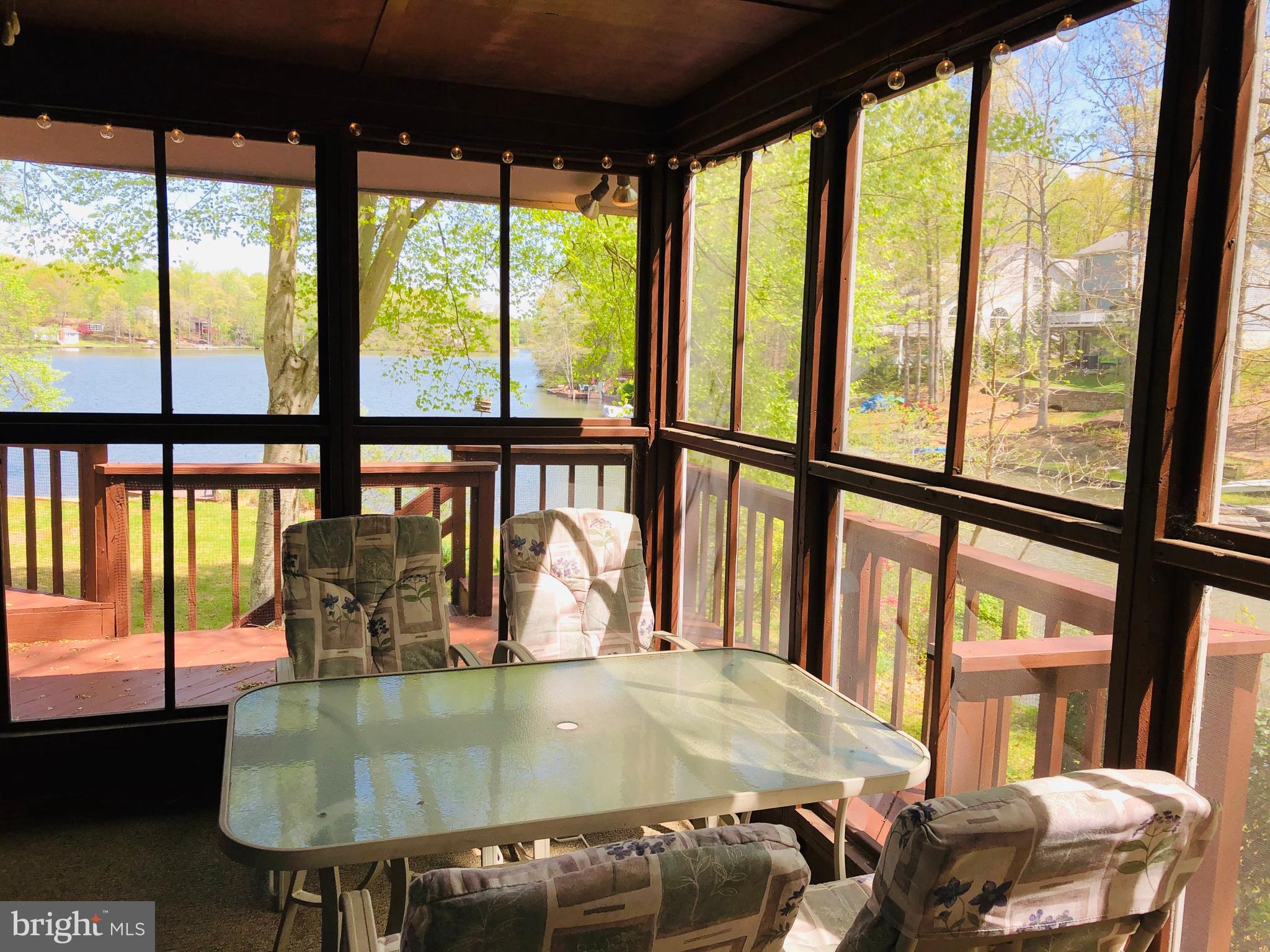 LAKE LAND OR - Residential Lease