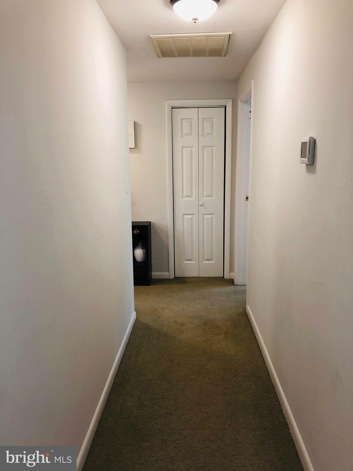 LAKE LAND OR - Residential Lease