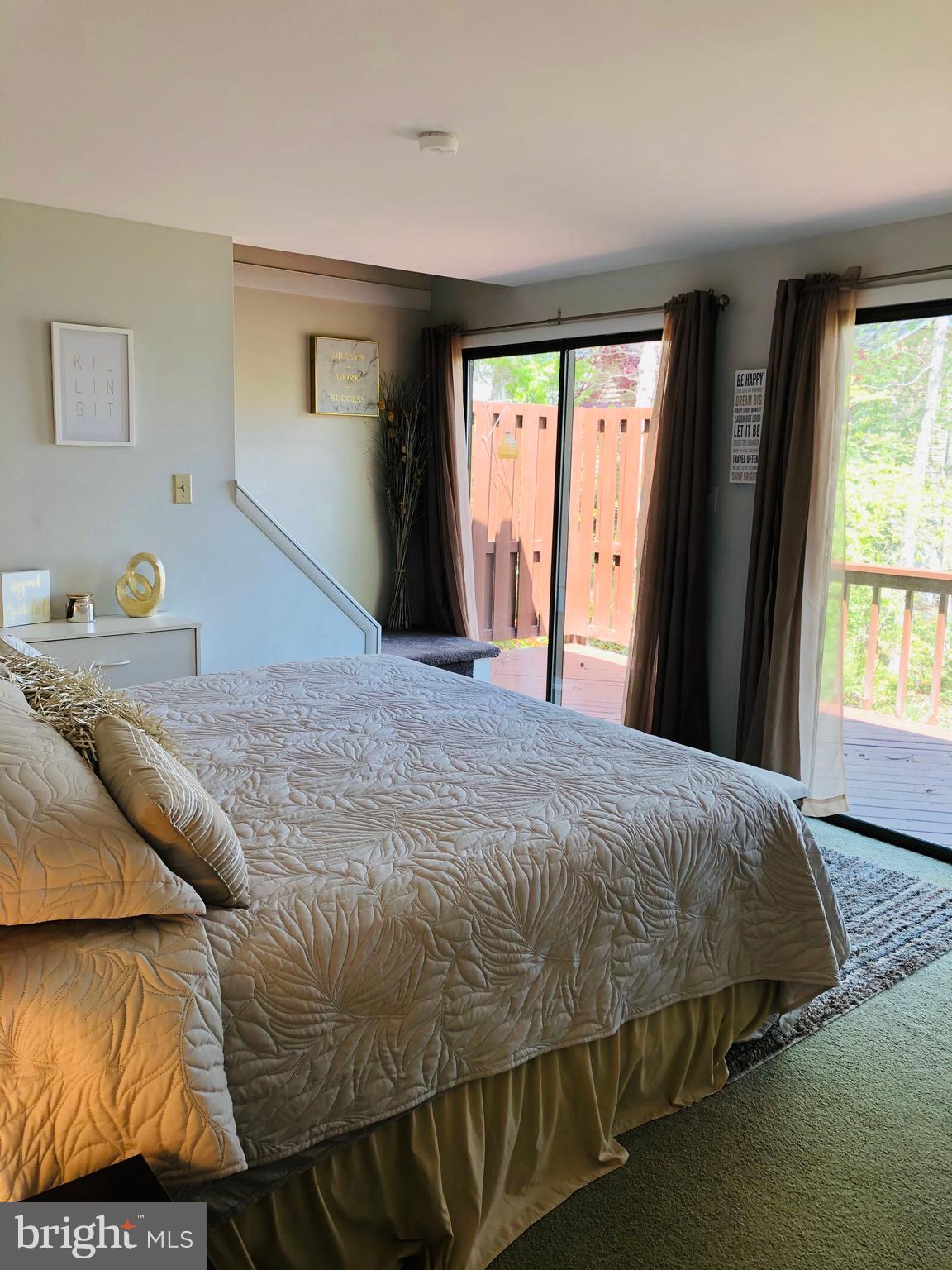 LAKE LAND OR - Residential Lease