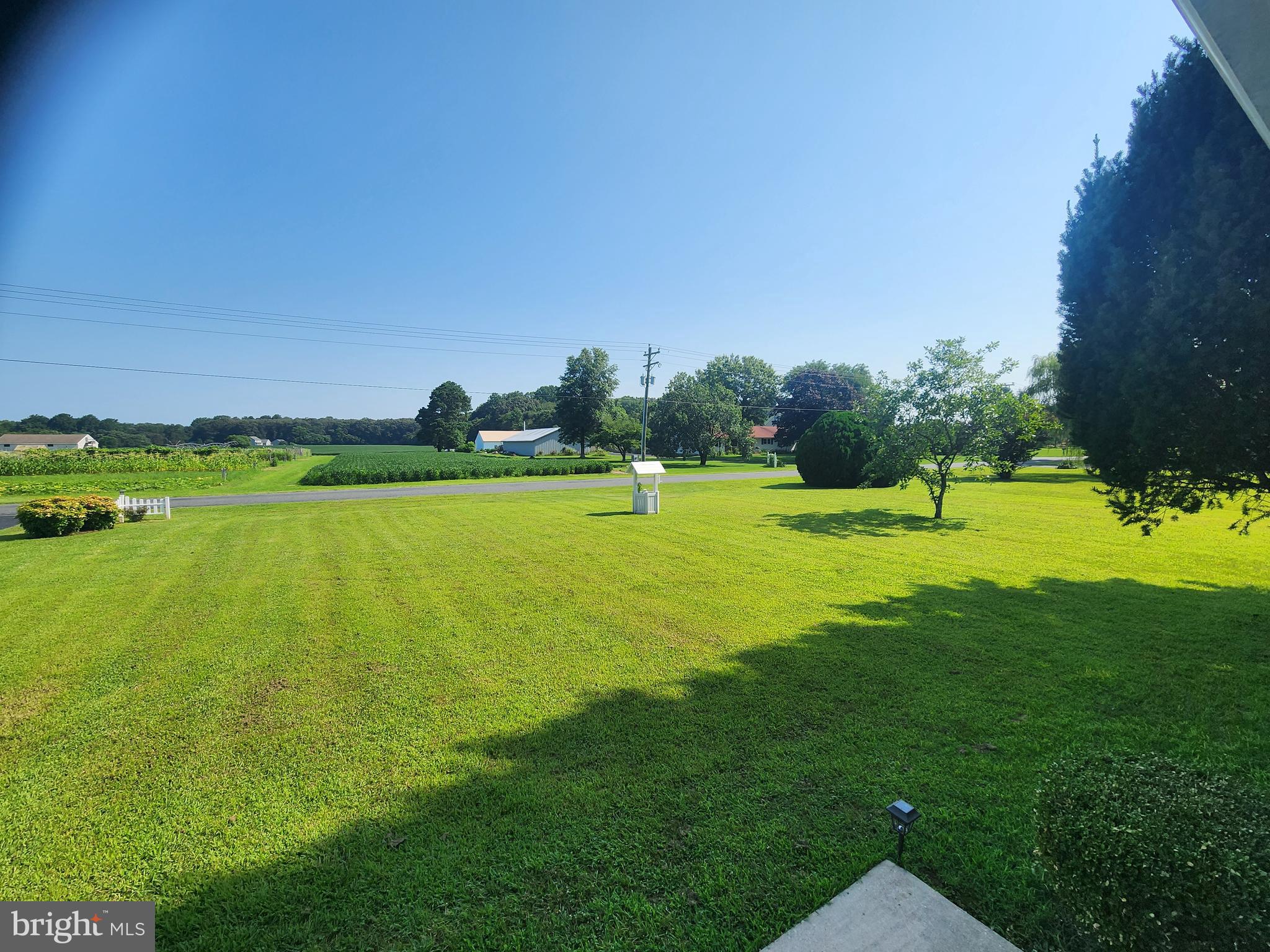 186 BLOOMFIELD DRIVE