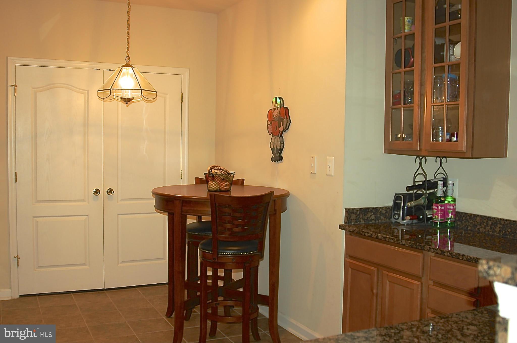 THE RESERVE CONDOMINIUMS - Residential Lease