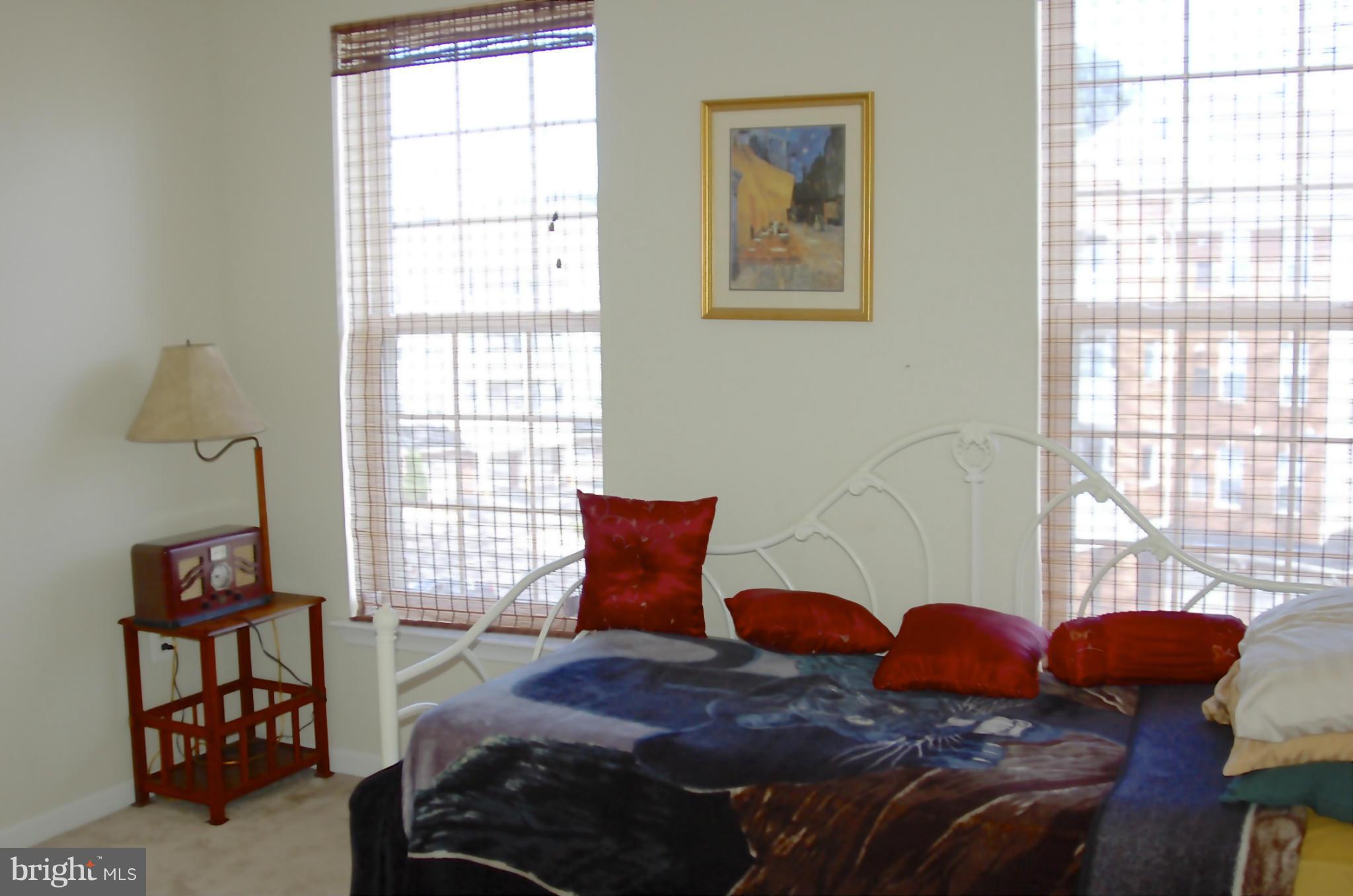 THE RESERVE CONDOMINIUMS - Residential Lease