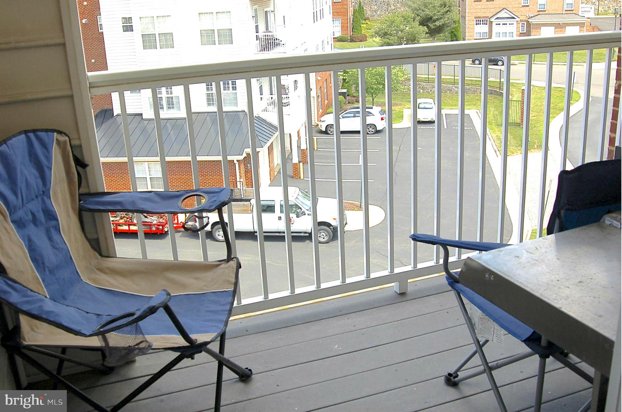 THE RESERVE CONDOMINIUMS - Residential Lease